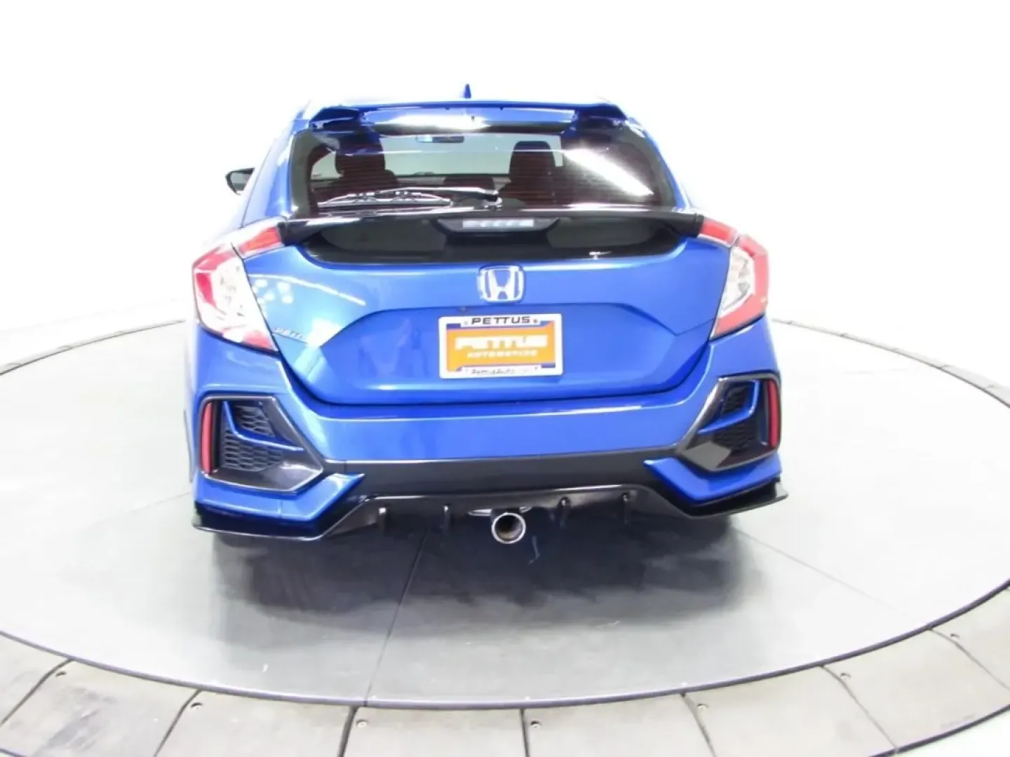 2020 Honda Civic Sport (SHHFK7H42LU) with an Other engine, Automatic transmission, located at 12836 Highway 21, De Soto, MO, 63020, (636) 337-7777, 38.151867, -90.575615 - Looking for a vehicle that effortlessly blends style, efficiency, and practicality? Look no further than this stunning 2020 Honda Civic Hatchback, available now at Pettus Ford De Soto. Whether you're commuting to work, running errands around the beautiful neighborhoods of De Soto, or planning a week - Photo#6