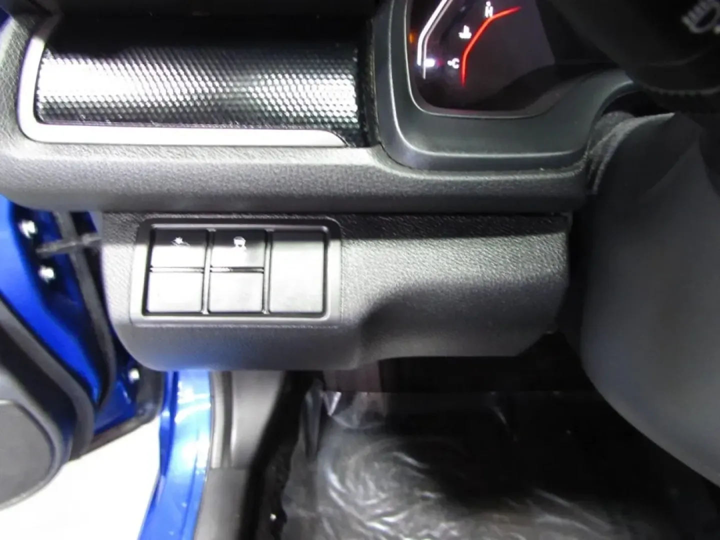 2020 Honda Civic Sport (SHHFK7H42LU) with an Other engine, Automatic transmission, located at 12836 Highway 21, De Soto, MO, 63020, (636) 337-7777, 38.151867, -90.575615 - Looking for a vehicle that effortlessly blends style, efficiency, and practicality? Look no further than this stunning 2020 Honda Civic Hatchback, available now at Pettus Ford De Soto. Whether you're commuting to work, running errands around the beautiful neighborhoods of De Soto, or planning a week - Photo#14