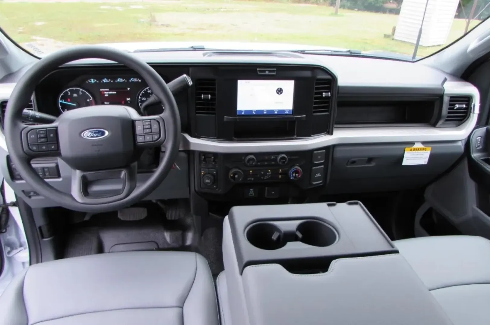 2026 /Medium Dark Slate Ford F-350SD XL DRW (1FT8W3DT9TE) with an 6.7L engine, located at 12836 Highway 21, De Soto, MO, 63020, (636) 337-7777, 38.151867, -90.575615 - Are you ready to elevate your adventures on and off the road? The 2026 Ford Super Duty F-350 DRW is the perfect truck for those who crave power, reliability, and versatility. Whether you're hauling heavy loads for work, tackling tough terrains, or embarking on weekend getaways with the family, this - Photo#30