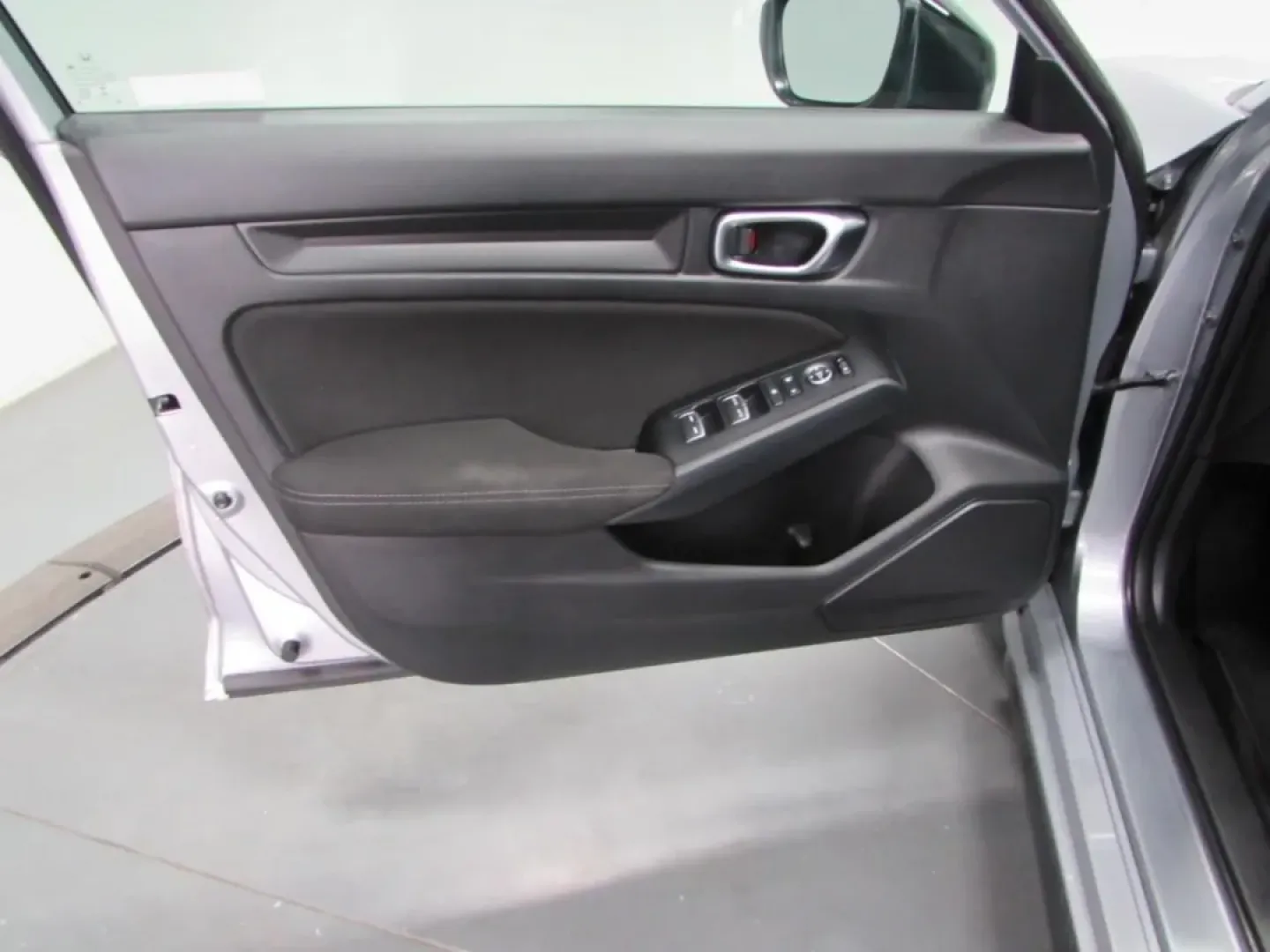 2022 Honda Civic Sport (19XFL2H83NE) with an Other engine, Automatic transmission, located at 12836 Highway 21, De Soto, MO, 63020, (636) 337-7777, 38.151867, -90.575615 - **Discover the Perfect Blend of Style and Economy with the 2022 Honda Civic Hatchback!**<br /> <br /> If you're in search of a vehicle that balances sleek design, exceptional fuel efficiency, and everyday practicality, look no further than this stunning 2022 Honda Civic Hatchback, available now at P - Photo#10