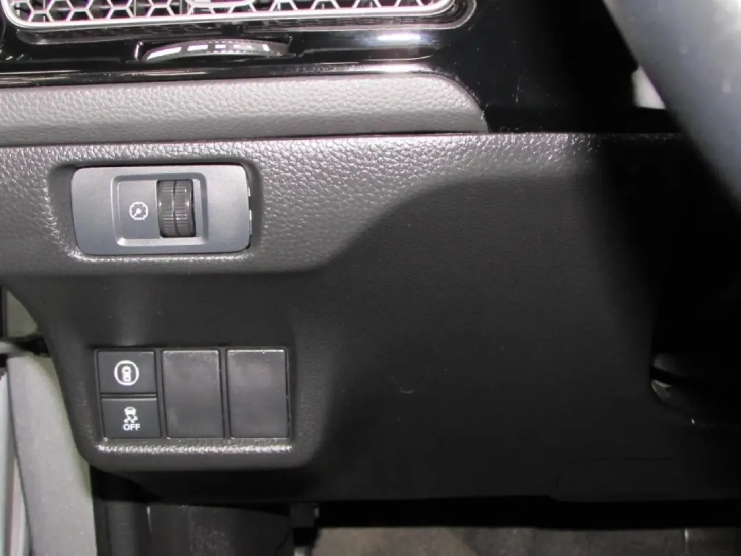 2022 Honda Civic Sport (19XFL2H83NE) with an Other engine, Automatic transmission, located at 12836 Highway 21, De Soto, MO, 63020, (636) 337-7777, 38.151867, -90.575615 - **Discover the Perfect Blend of Style and Economy with the 2022 Honda Civic Hatchback!**<br /> <br /> If you're in search of a vehicle that balances sleek design, exceptional fuel efficiency, and everyday practicality, look no further than this stunning 2022 Honda Civic Hatchback, available now at P - Photo#12