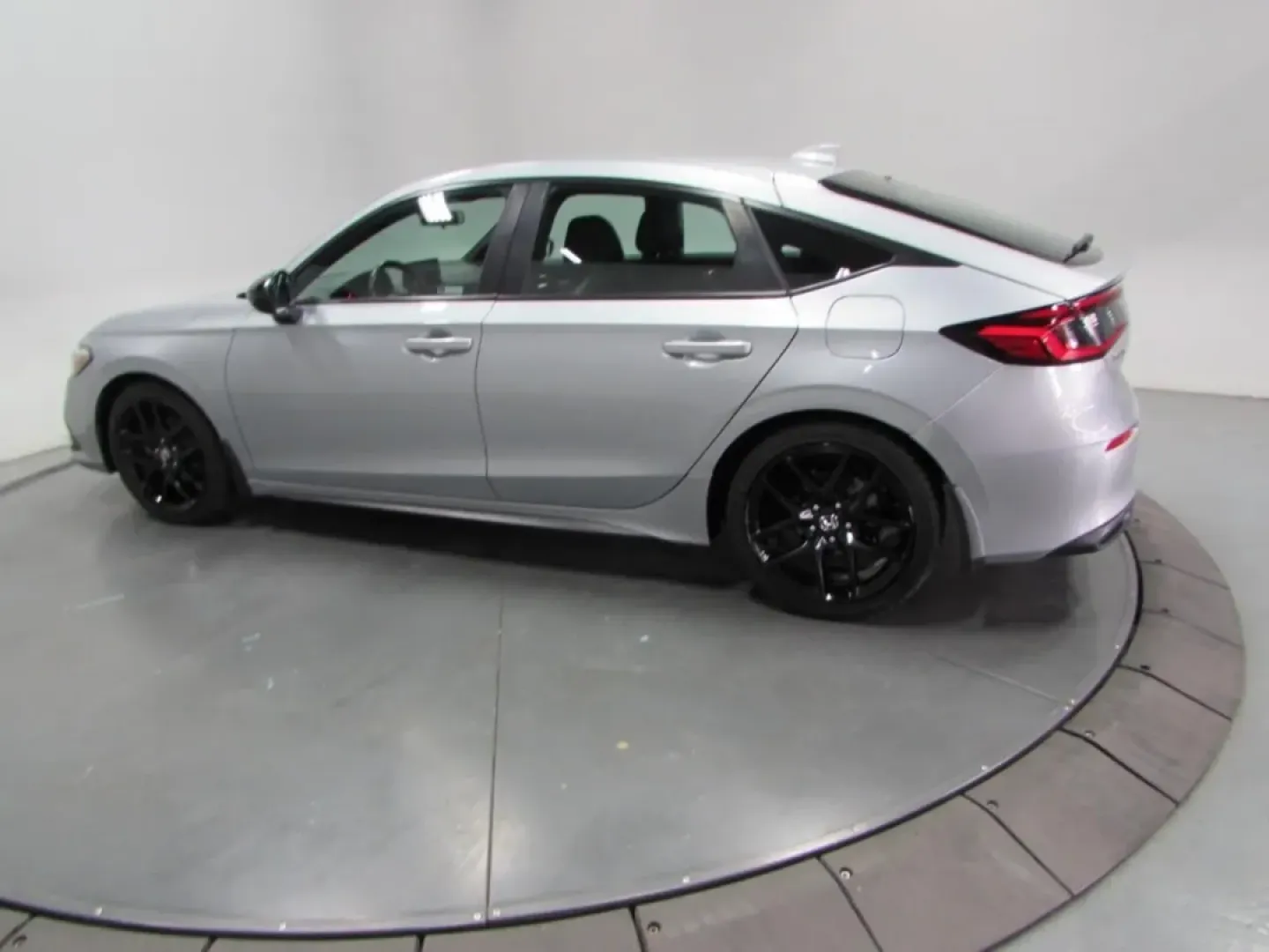 2022 Honda Civic Sport (19XFL2H83NE) with an Other engine, Automatic transmission, located at 12836 Highway 21, De Soto, MO, 63020, (636) 337-7777, 38.151867, -90.575615 - **Discover the Perfect Blend of Style and Economy with the 2022 Honda Civic Hatchback!**<br /> <br /> If you're in search of a vehicle that balances sleek design, exceptional fuel efficiency, and everyday practicality, look no further than this stunning 2022 Honda Civic Hatchback, available now at P - Photo#4