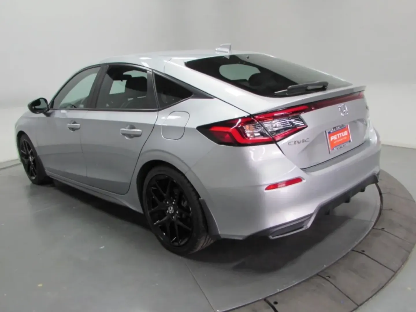 2022 Honda Civic Sport (19XFL2H83NE) with an Other engine, Automatic transmission, located at 12836 Highway 21, De Soto, MO, 63020, (636) 337-7777, 38.151867, -90.575615 - **Discover the Perfect Blend of Style and Economy with the 2022 Honda Civic Hatchback!**<br /> <br /> If you're in search of a vehicle that balances sleek design, exceptional fuel efficiency, and everyday practicality, look no further than this stunning 2022 Honda Civic Hatchback, available now at P - Photo#5