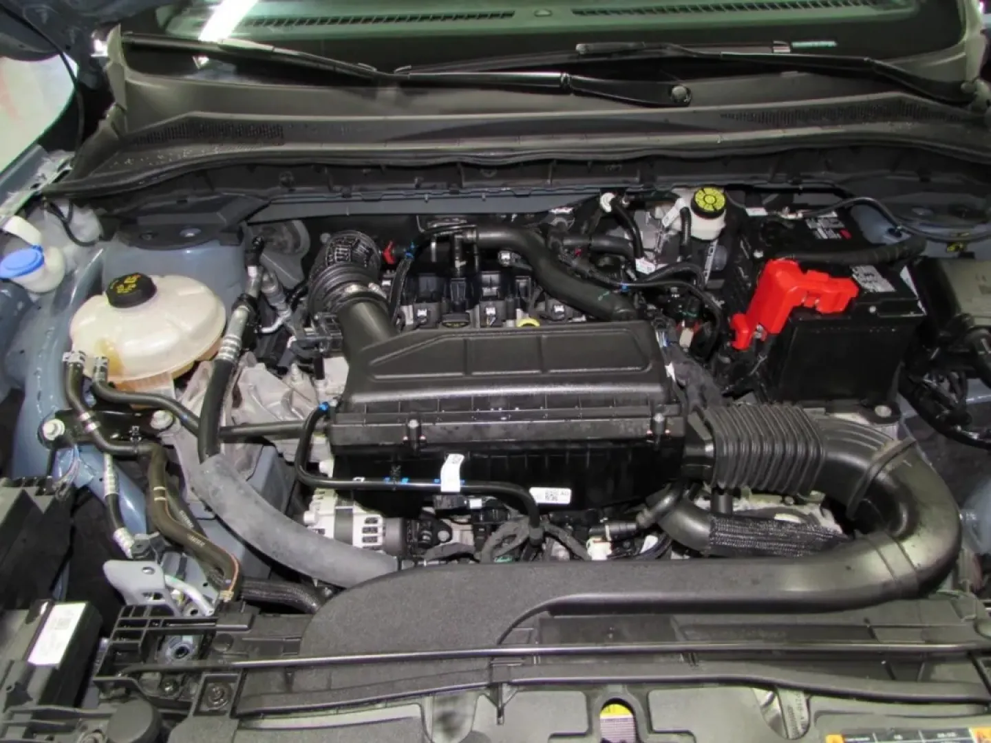 2023 /Ebony With Red Stitching Ford Escape ST-Line (1FMCU9MN6PU) with an Other engine, Automatic transmission, located at 12836 Highway 21, De Soto, MO, 63020, (636) 337-7777, 38.151867, -90.575615 - Discover the perfect blend of style, comfort, and versatility with this stunning 2023 Ford Escape ST-Line, available now at Pettus Ford De Soto in De Soto, MO. Whether you're a growing family in need of a reliable family vehicle, an urban commuter looking for efficiency, or an adventure seeker ready - Photo#8