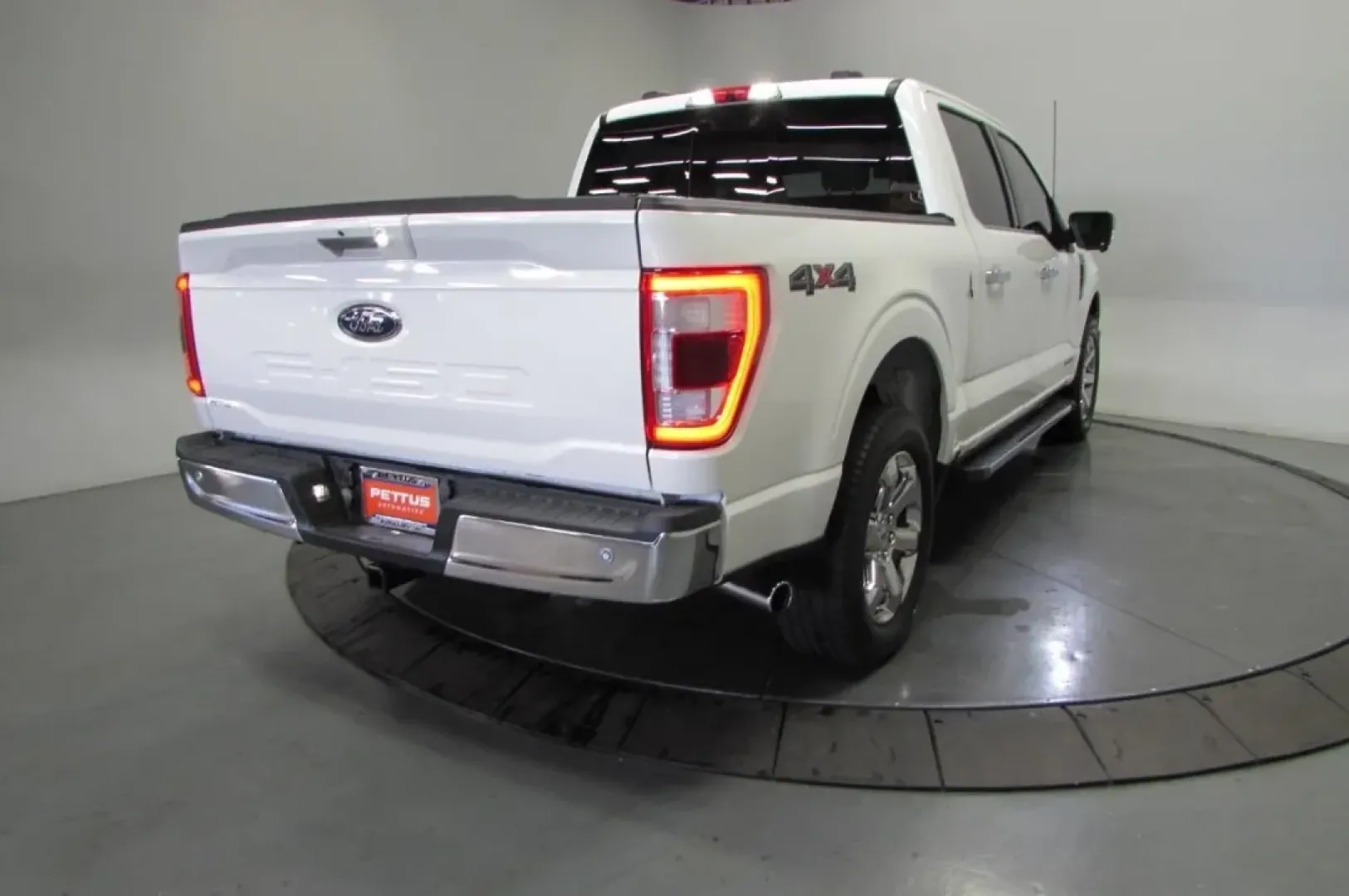2021 /Baja Tan Ford F-150 Lariat (1FTFW1ED0MF) with an Other engine, located at 12836 Highway 21, De Soto, MO, 63020, (636) 337-7777, 38.151867, -90.575615 - **Unleash Adventure with the 2021 Ford F-150: Your Go-To Truck for Every Lifestyle**<br /> <br /> If you're looking for a versatile vehicle that can handle your daily commute, weekend adventures, and everything in between, the 2021 Ford F-150 is the ultimate choice. This rugged yet refined truck is - Photo#7