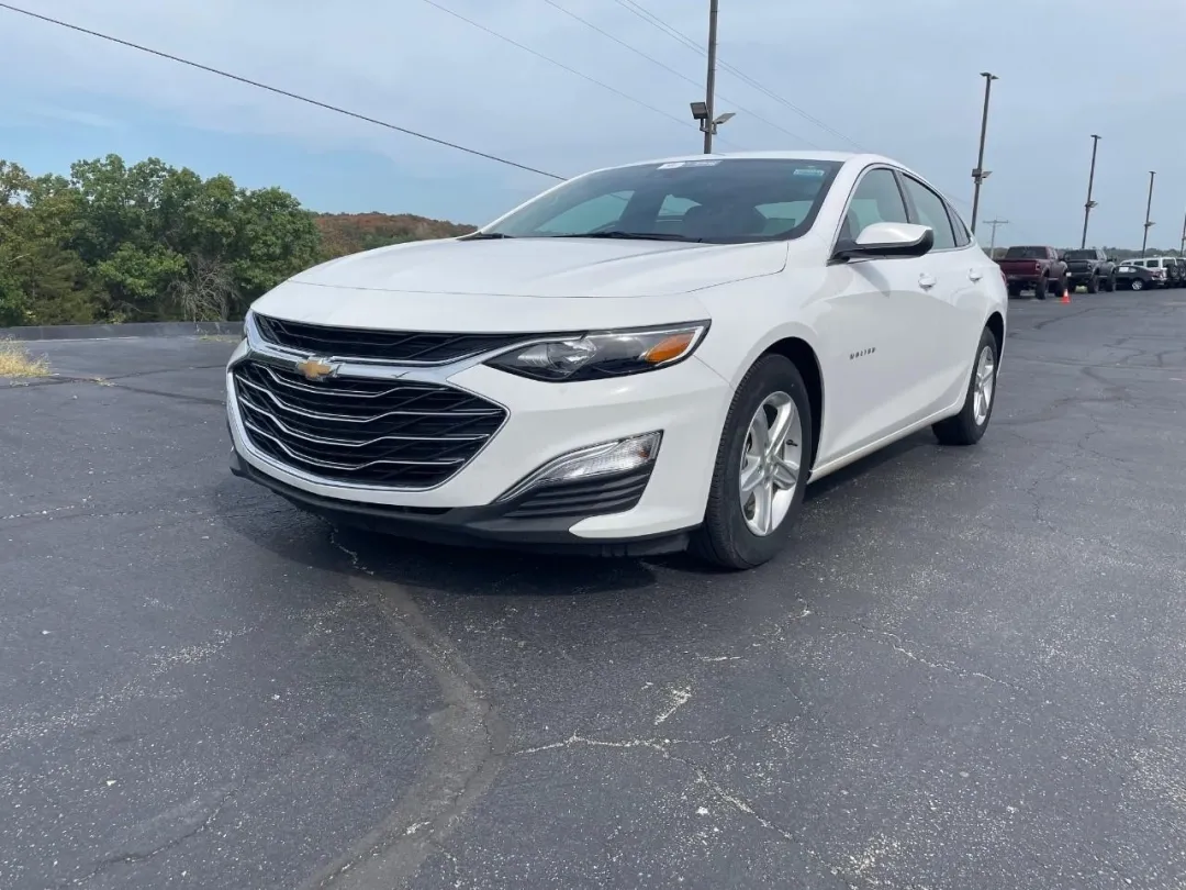 2024 Chevrolet Malibu LS
