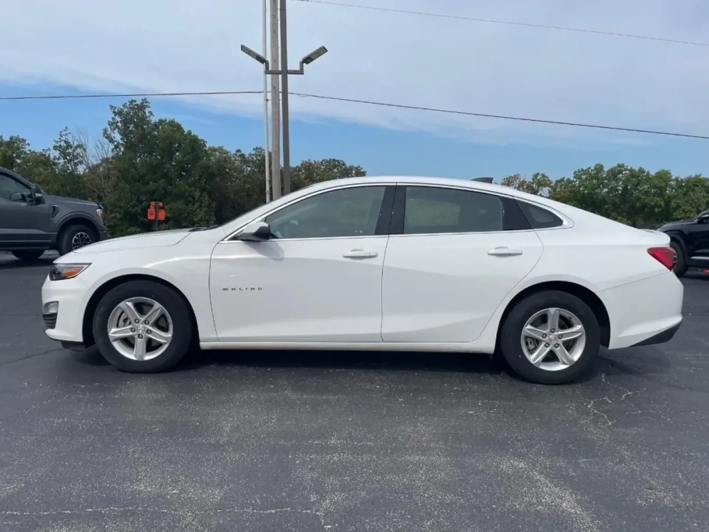 2024 /Black Chevrolet Malibu LS 1FL (1G1ZC5STXRF) with an Other engine, Automatic transmission, located at 12836 Highway 21, De Soto, MO, 63020, (636) 337-7777, 38.151867, -90.575615 - Experience the perfect blend of style, comfort, and efficiency with the 2024 Chevrolet Malibu LS, available now at Pettus Ford De Soto! If you're searching for a vehicle that seamlessly fits into your daily routine, whether it's for your commute to work in nearby Festus or weekend outings with famil - Photo#1