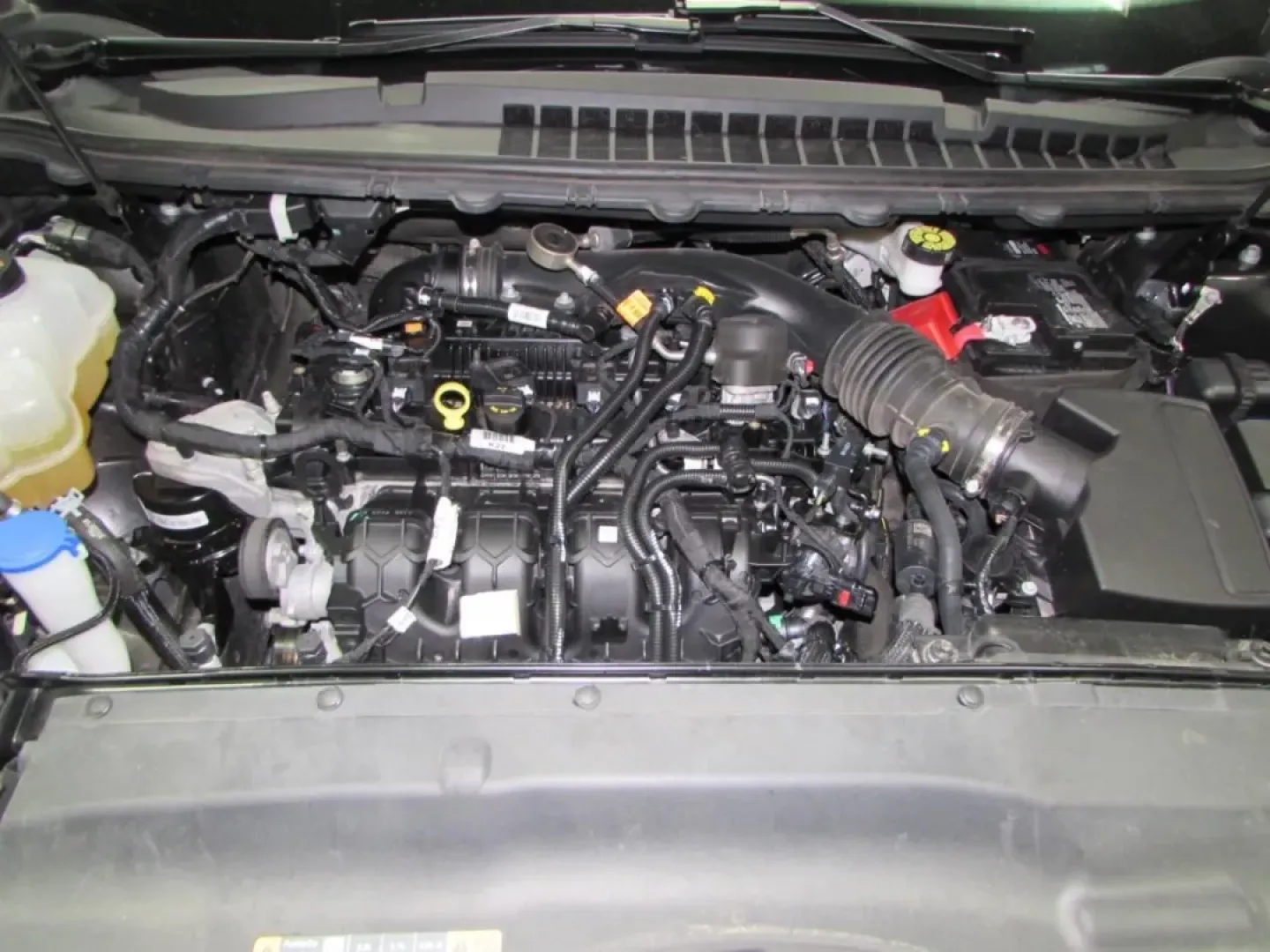2024 /Ebony Ford Edge SEL (2FMPK4J9XRB) with an Other engine, Automatic transmission, located at 12836 Highway 21, De Soto, MO, 63020, (636) 337-7777, 38.151867, -90.575615 - **Discover the Perfect Adventure Companion: 2024 Ford Edge at Pettus Ford De Soto!**<br /> <br /> Are you ready to elevate your family adventures or daily commutes with a reliable vehicle that blends style, comfort, and technology? Look no further than this stunning 2024 Ford Edge, available now at - Photo#8