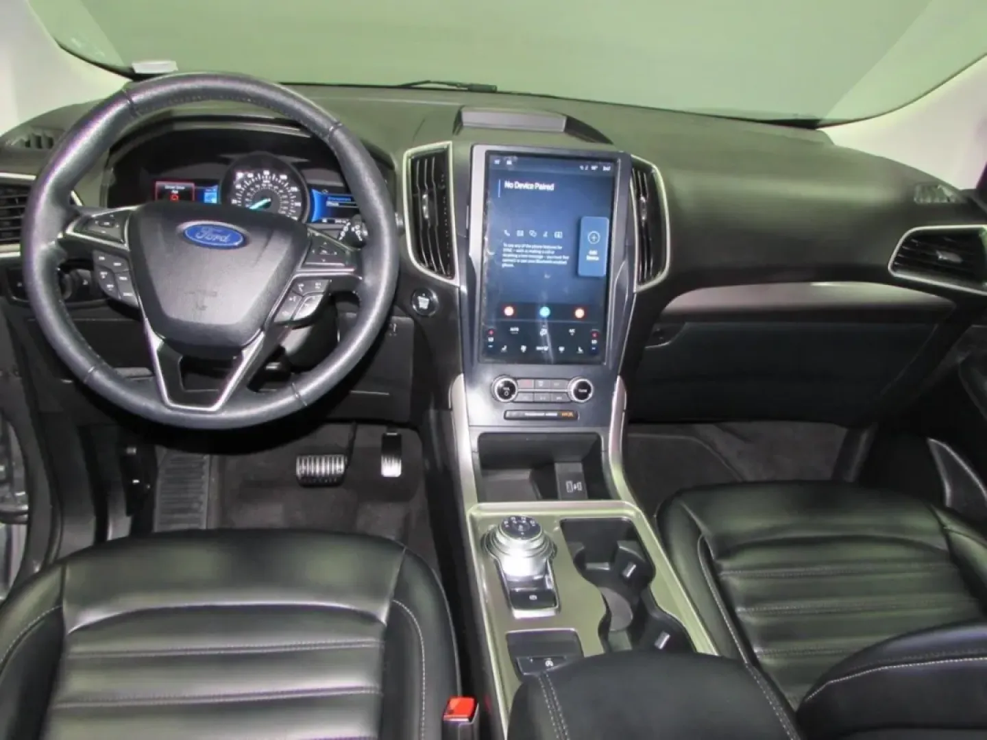 2024 /Ebony Ford Edge SEL (2FMPK4J9XRB) with an Other engine, Automatic transmission, located at 12836 Highway 21, De Soto, MO, 63020, (636) 337-7777, 38.151867, -90.575615 - **Discover the Perfect Adventure Companion: 2024 Ford Edge at Pettus Ford De Soto!**<br /> <br /> Are you ready to elevate your family adventures or daily commutes with a reliable vehicle that blends style, comfort, and technology? Look no further than this stunning 2024 Ford Edge, available now at - Photo#22