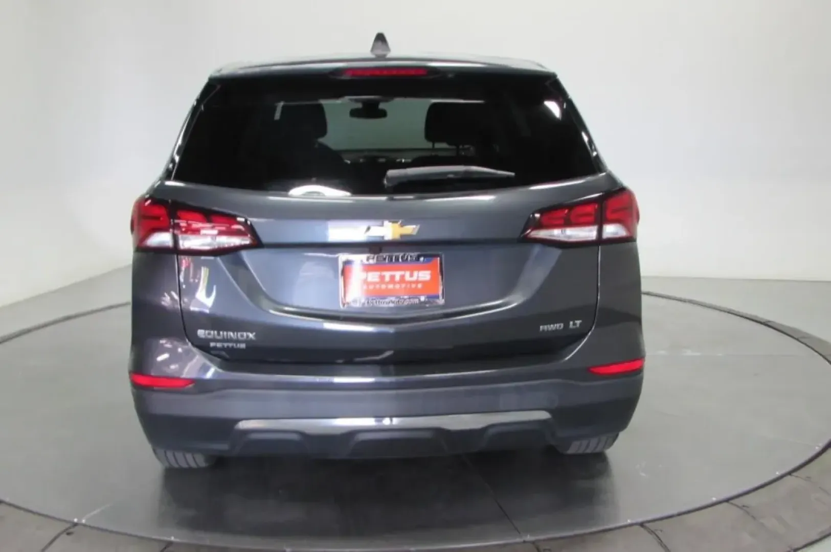 2023 /Gray Chevrolet Equinox LT (3GNAXUEG1PS) with an Other engine, Automatic transmission, located at 12836 Highway 21, De Soto, MO, 63020, (636) 337-7777, 38.151867, -90.575615 - **Discover the Perfect SUV for Your Family Adventures: 2023 Chevrolet Equinox LT at Pettus Ford De Soto**<br /> <br /> Are you looking for a versatile and reliable vehicle that can keep up with your active lifestyle? The 2023 Chevrolet Equinox LT is the ultimate SUV for growing families, outdoor ent - Photo#6