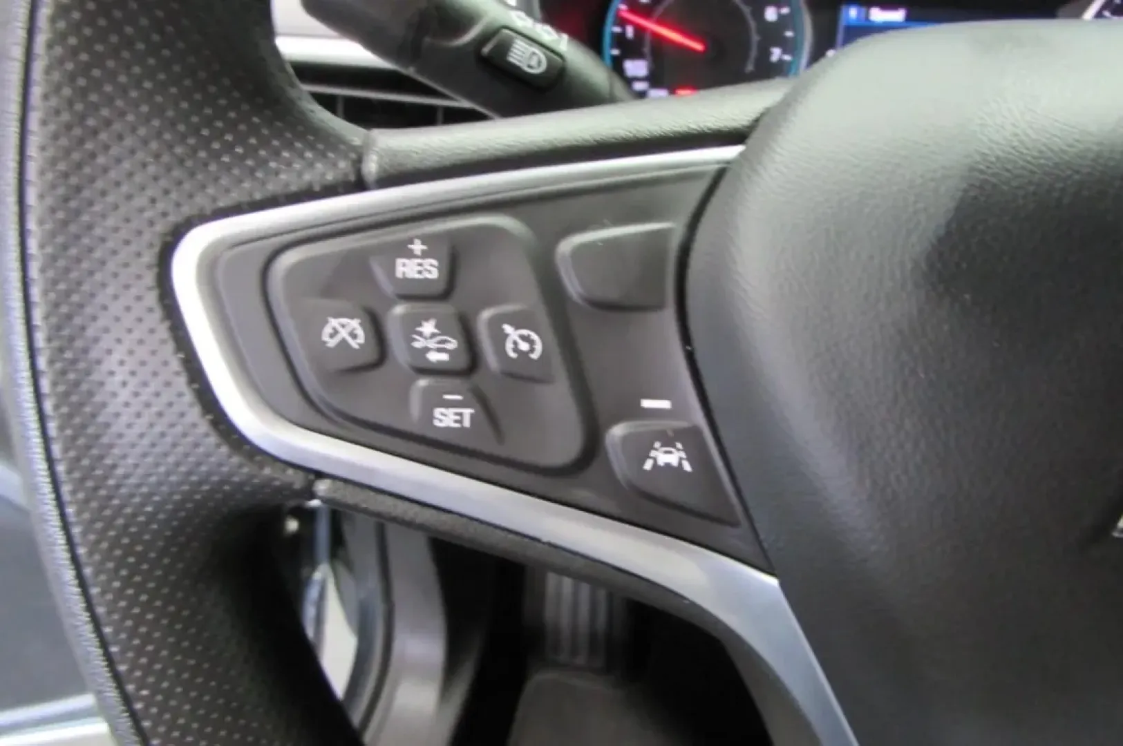 2023 /Gray Chevrolet Equinox LT (3GNAXUEG1PS) with an Other engine, Automatic transmission, located at 12836 Highway 21, De Soto, MO, 63020, (636) 337-7777, 38.151867, -90.575615 - **Discover the Perfect SUV for Your Family Adventures: 2023 Chevrolet Equinox LT at Pettus Ford De Soto**<br /> <br /> Are you looking for a versatile and reliable vehicle that can keep up with your active lifestyle? The 2023 Chevrolet Equinox LT is the ultimate SUV for growing families, outdoor ent - Photo#14