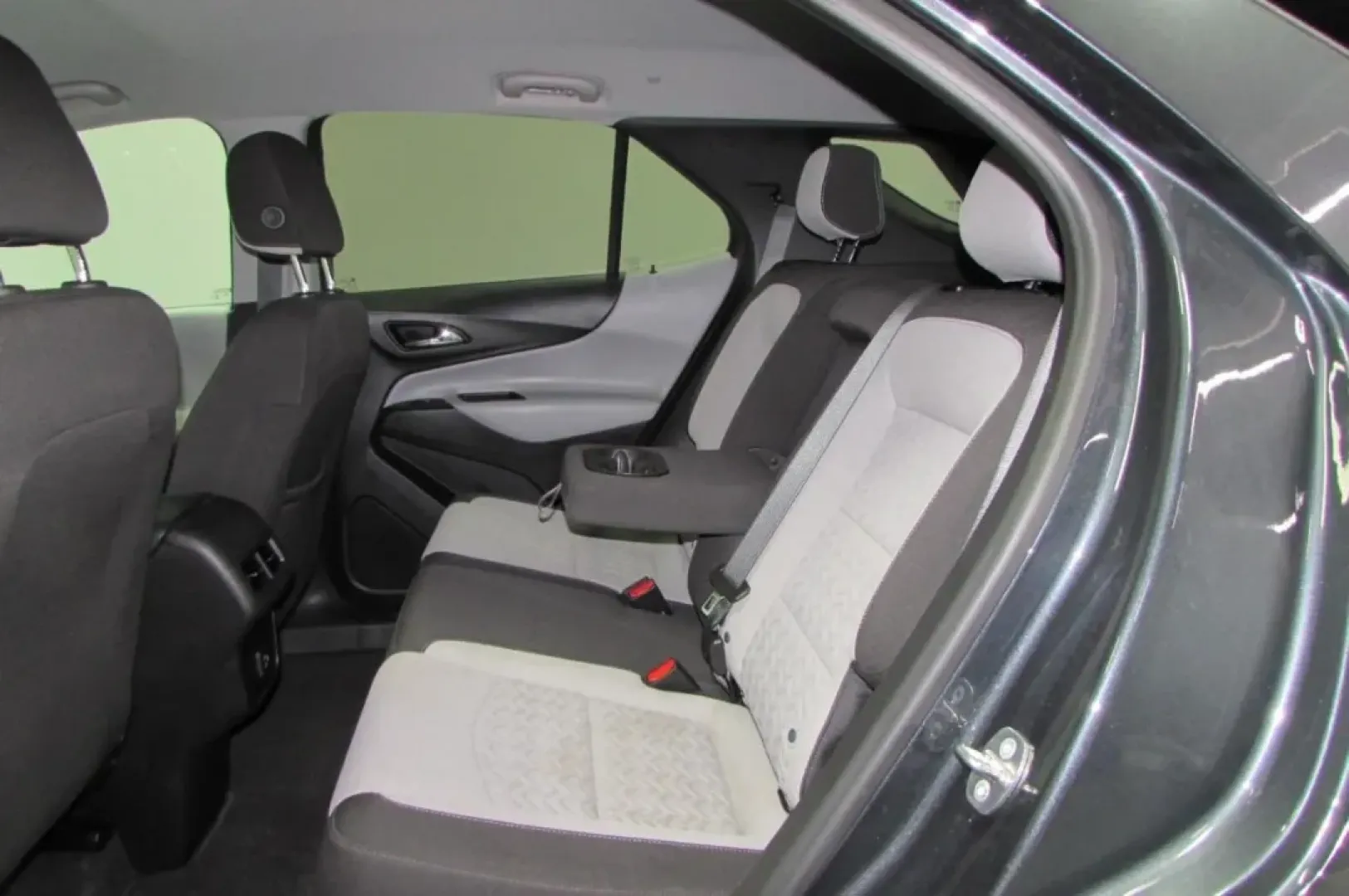 2023 /Gray Chevrolet Equinox LT (3GNAXUEG1PS) with an Other engine, Automatic transmission, located at 12836 Highway 21, De Soto, MO, 63020, (636) 337-7777, 38.151867, -90.575615 - **Discover the Perfect SUV for Your Family Adventures: 2023 Chevrolet Equinox LT at Pettus Ford De Soto**<br /> <br /> Are you looking for a versatile and reliable vehicle that can keep up with your active lifestyle? The 2023 Chevrolet Equinox LT is the ultimate SUV for growing families, outdoor ent - Photo#23
