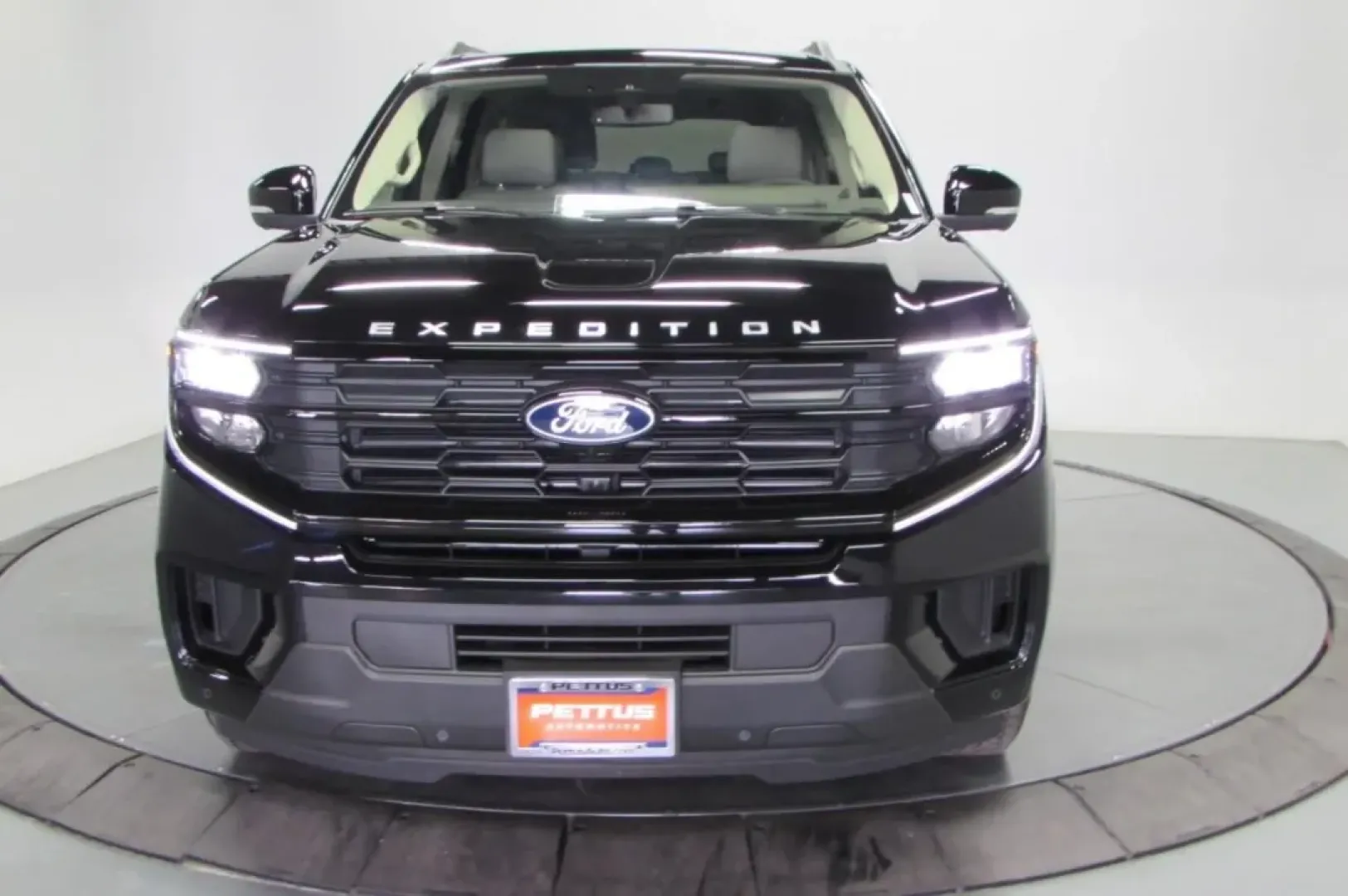 2025 Ford Expedition Max (1FMJK1J84SE) with an 3.5L EcoBoost V6 engine, Automatic transmission, located at 12836 Highway 21, De Soto, MO, 63020, (636) 337-7777, 38.151867, -90.575615 - **Adventure Awaits: Discover the 2025 Ford Expedition Max at Pettus Ford De Soto!**<br /> <br /> If you're seeking the perfect vehicle for family road trips, weekend getaways, or navigating your daily commute with style and comfort, look no further than the 2025 Ford Expedition Max. This spacious an - Photo#1