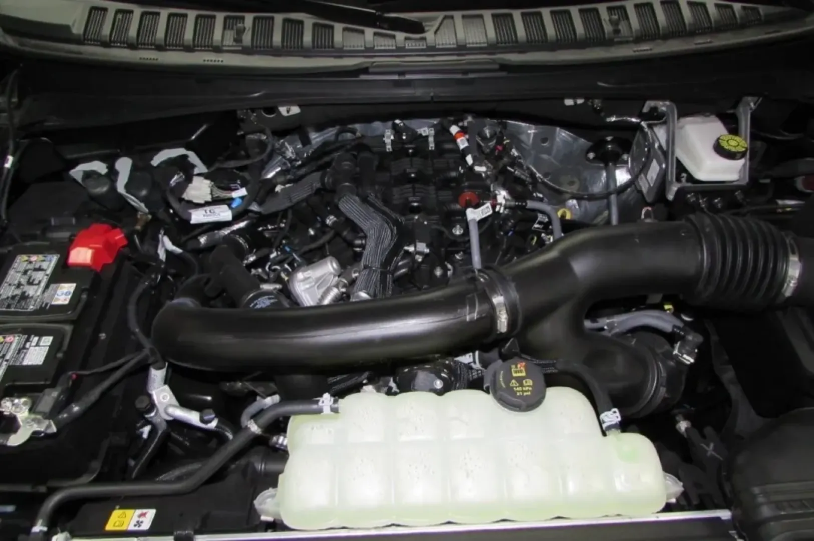 2025 Ford Expedition Max (1FMJK1J84SE) with an 3.5L EcoBoost V6 engine, Automatic transmission, located at 12836 Highway 21, De Soto, MO, 63020, (636) 337-7777, 38.151867, -90.575615 - **Adventure Awaits: Discover the 2025 Ford Expedition Max at Pettus Ford De Soto!**<br /> <br /> If you're seeking the perfect vehicle for family road trips, weekend getaways, or navigating your daily commute with style and comfort, look no further than the 2025 Ford Expedition Max. This spacious an - Photo#8