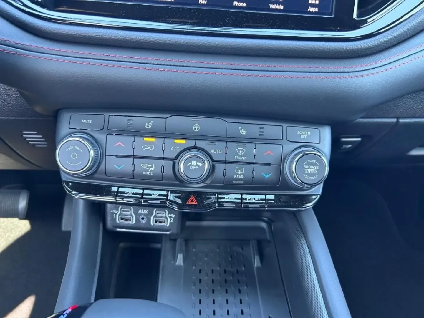 2026 /Black Cloth Dodge Durango GT (1C4SDJCT5TC) with an 5.7L V8 HEMI MDS VVT engine, Automatic transmission, located at 970 Woodlawn Dr., Farmington, MO, 63640, (573) 431-7800, 37.825642, -90.468674 - **Elevate Your Adventures with the 2026 Dodge Durango GT Plus HEMI V8 at Pettus CDJR Farmington!**<br /> <br /> Are you ready to take your family road trips, weekend adventures, or daily commutes to the next level? The 2026 Dodge Durango GT Plus HEMI V8 is the perfect companion for anyone looking to - Photo#17