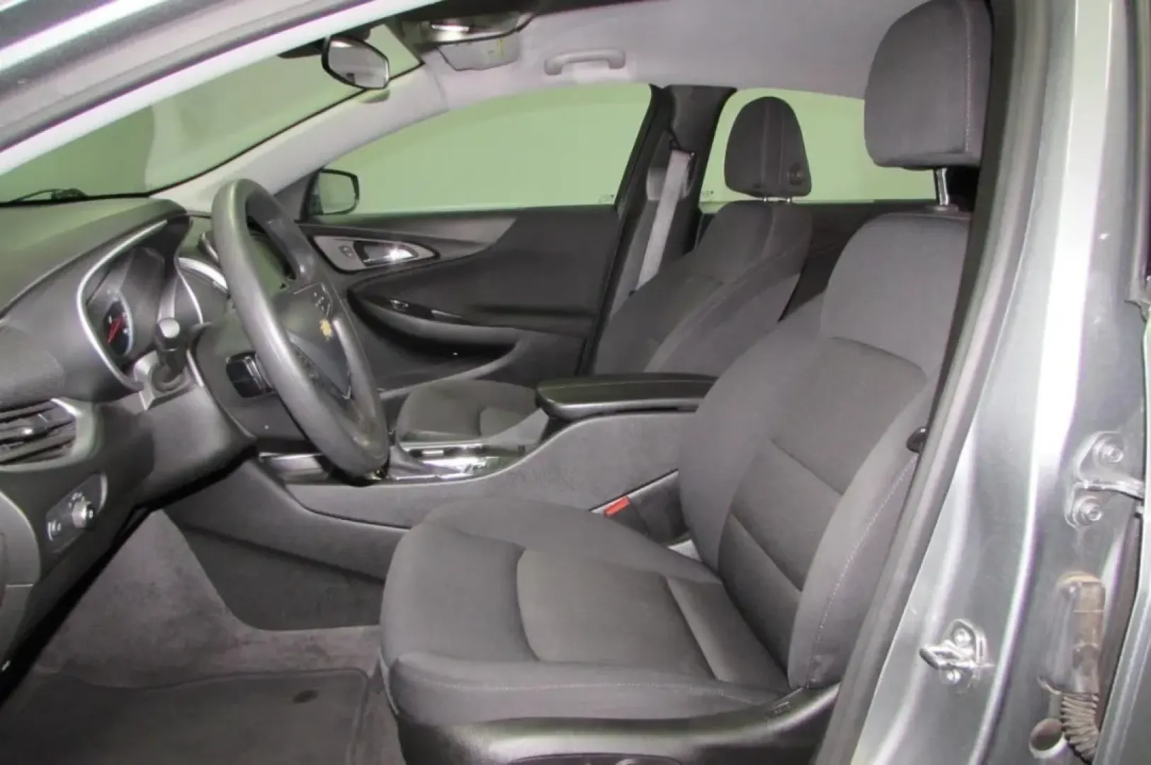 2024 /Black Chevrolet Malibu LT 1LT (1G1ZD5ST3RF) with an Other engine, Automatic transmission, located at 12830 Highway 21, De Soto, MO, 63020, (636) 337-7777, 38.153099, -90.573624 - **Elevate Your Commute with the 2024 Chevrolet Malibu LT A Perfect Blend of Comfort and Style!**<br /> <br /> If you're seeking an affordable used car that seamlessly marries style, efficiency, and the latest tech, look no further than this stunning 2024 Chevrolet Malibu LT. Ideal for budget-consci - Photo#8