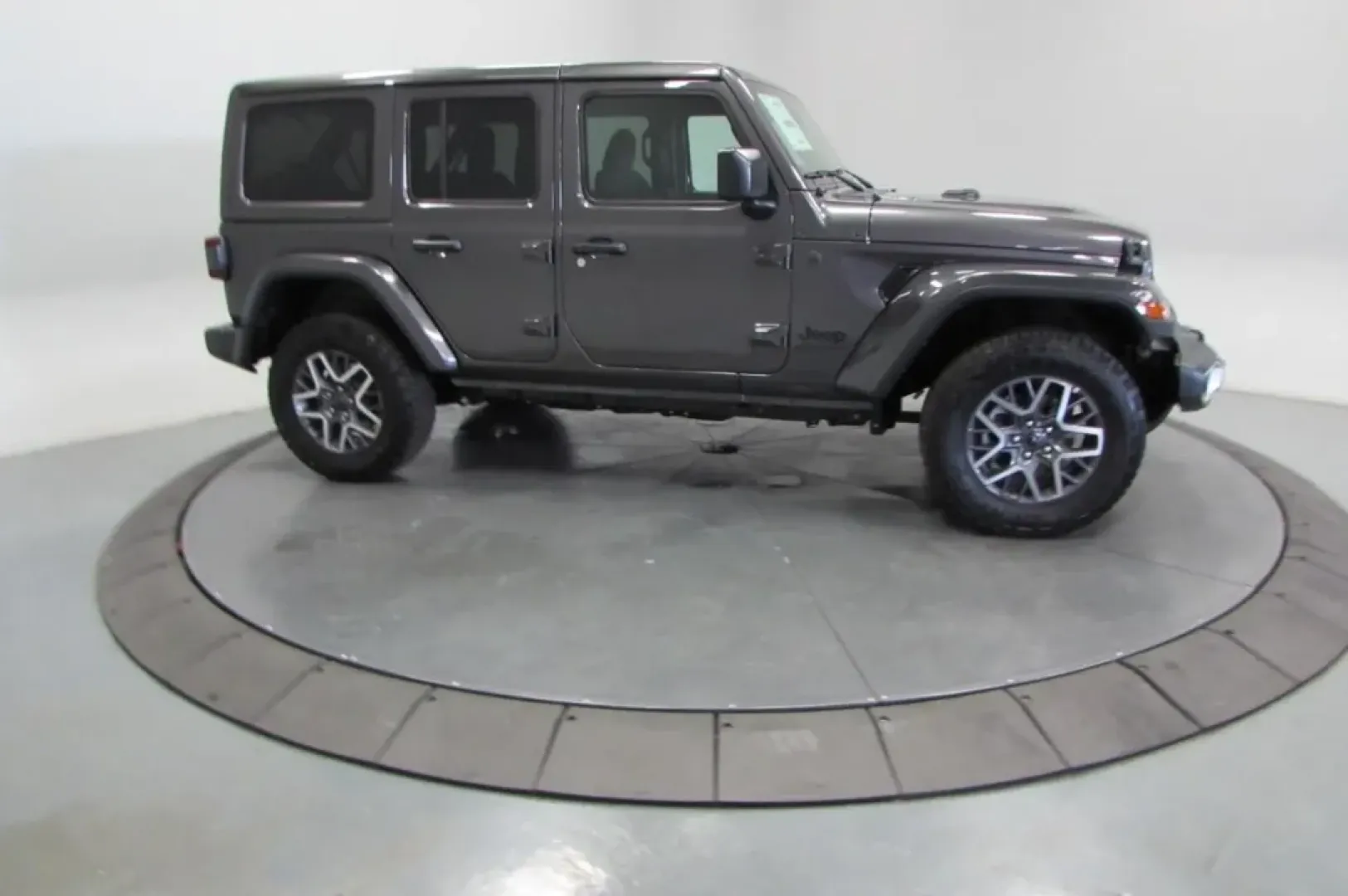 2025 /Black Jeep Wrangler Sahara (1C4PJXENXSW) with an Other engine, Automatic transmission, located at 12830 Highway 21, De Soto, MO, 63020, (636) 337-7777, 38.153099, -90.573624 - Are you ready to elevate your weekend adventures and daily commutes? Look no further than this stunning 2025 Jeep Wrangler Sahara, available now at Pettus CDJR DeSoto. Perfectly designed for those who crave off-road escapades and a rugged lifestyle, this versatile SUV is your ticket to unforgettable - Photo#3