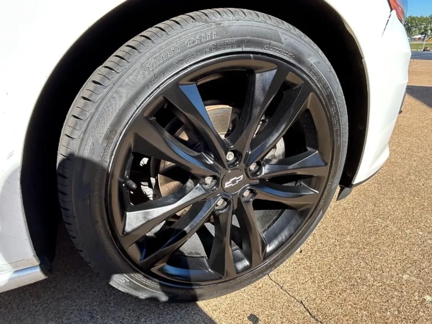 2022 /Jet Black Cloth Chevrolet Malibu LT (1G1ZD5ST5NF) with an 1.5L turbo DOHC 4-cylinder DI engine, Automatic transmission, located at 970 Woodlawn Dr., Farmington, MO, 63640, (573) 431-7800, 37.825642, -90.468674 - Discover the perfect blend of style, efficiency, and comfort with this **2022 Chevrolet Malibu LT**, available now at **Pettus CDJR Farmington**. Whether you're commuting to work, running errands around the vibrant streets of Farmington, or planning weekend trips to nearby attractions, this sedan is - Photo#6