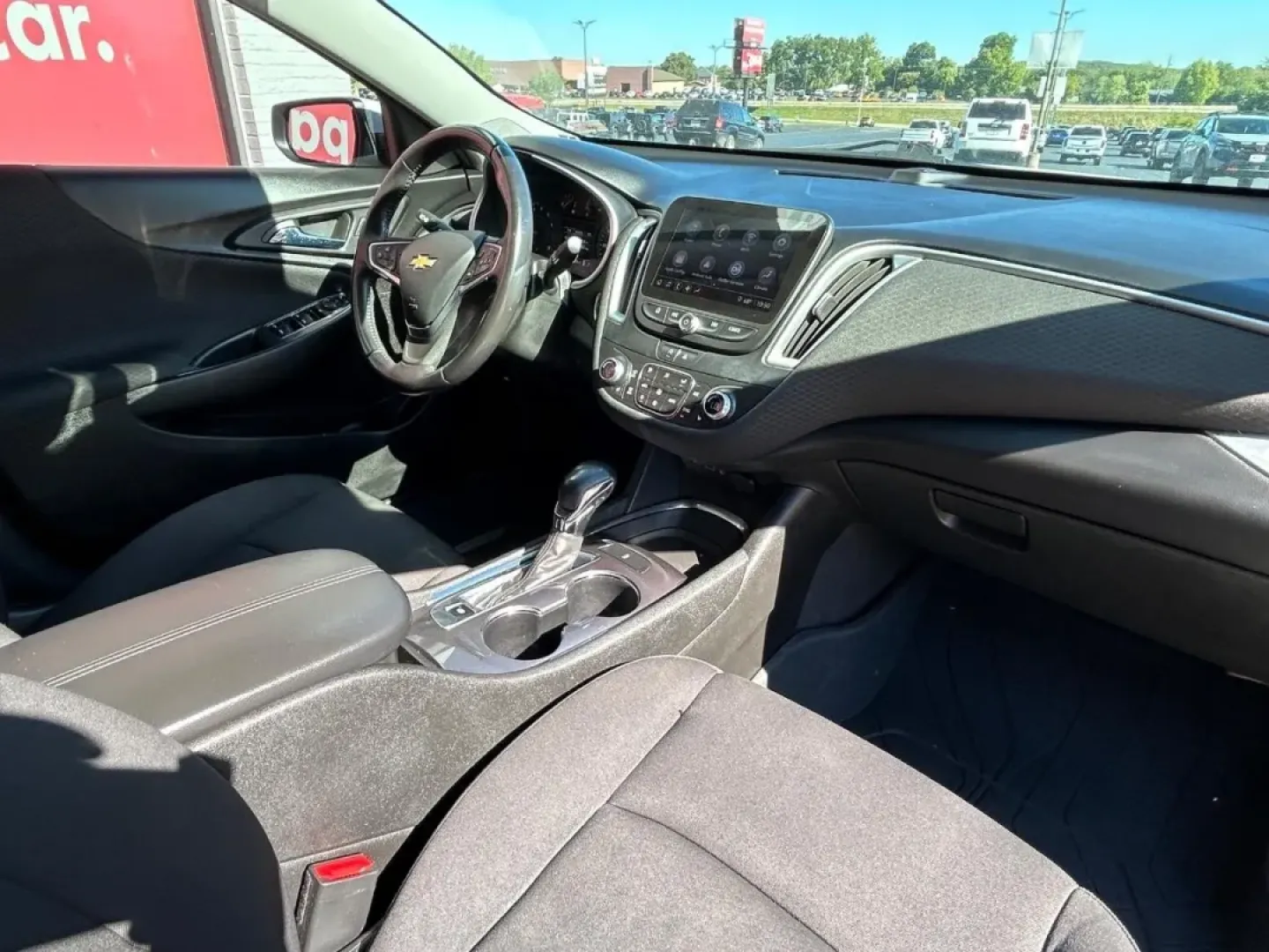 2022 /Jet Black Cloth Chevrolet Malibu LT (1G1ZD5ST5NF) with an 1.5L turbo DOHC 4-cylinder DI engine, Automatic transmission, located at 970 Woodlawn Dr., Farmington, MO, 63640, (573) 431-7800, 37.825642, -90.468674 - Discover the perfect blend of style, efficiency, and comfort with this **2022 Chevrolet Malibu LT**, available now at **Pettus CDJR Farmington**. Whether you're commuting to work, running errands around the vibrant streets of Farmington, or planning weekend trips to nearby attractions, this sedan is - Photo#7