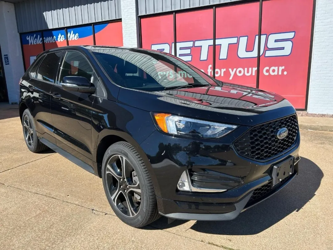 2023 Ford Edge ST