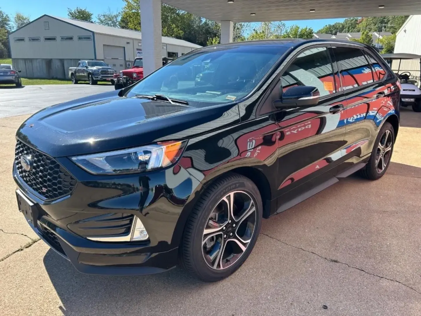 2023 /Ebony Leather Trimmed Ford Edge ST (2FMPK4AP5PB) with an 2.7L V6 EcoBoost engine, Automatic transmission, located at 970 Woodlawn Dr., Farmington, MO, 63640, (573) 431-7800, 37.825642, -90.468674 - Experience life on the go with style and comfort in this impressive 2023 Ford Edge ST, available now at Pettus CDJR Farmington. Located at 970 Woodlawn Drive in Farmington, MO, our dealership specializes in quality used vehicles, providing an extensive selection of affordable used cars perfect for e - Photo#2