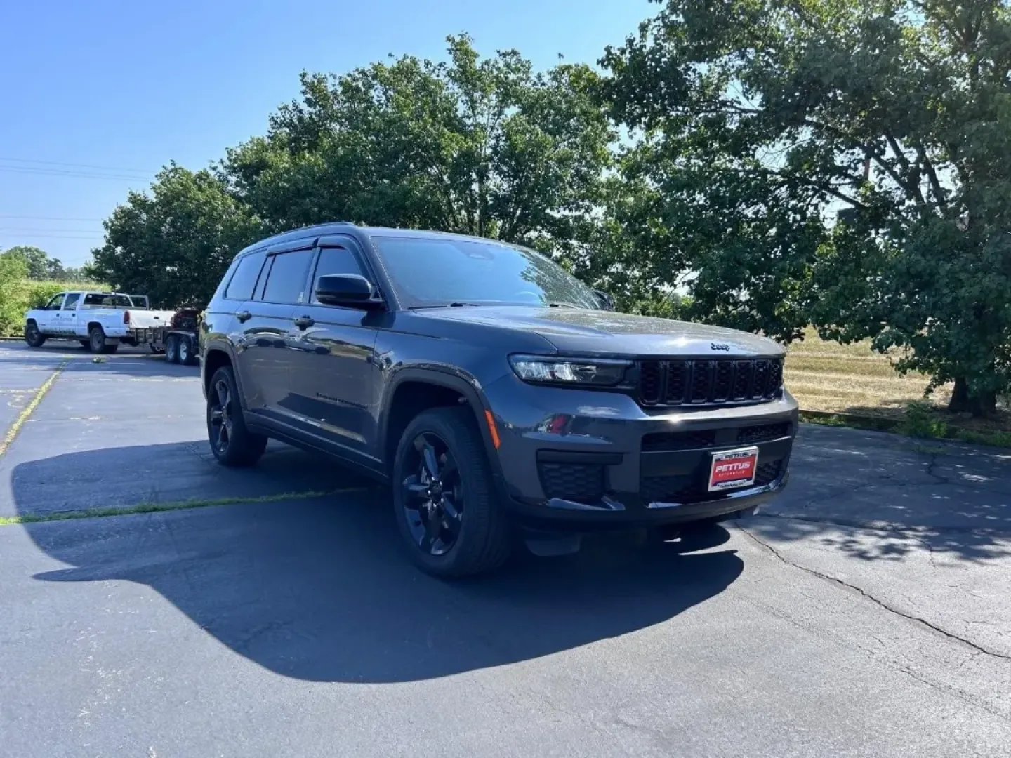 2024 /Global Black Leather Trimmed Jeep Grand Cherokee Altitude X (1C4RJKAG4R8) with an 3.6L V6 24V VVT UPG I engine, located at 970 Woodlawn Dr., Farmington, MO, 63640, (573) 431-7800, 37.825642, -90.468674 - **Adventure Awaits with the 2024 Jeep Grand Cherokee L at Pettus CDJR Farmington!**<br /> <br /> Are you ready to elevate your lifestyle and embrace the great outdoors? For those who thrive on weekend adventures or need a reliable vehicle for daily commutes, the 2024 Jeep Grand Cherokee L is the per - Photo#0