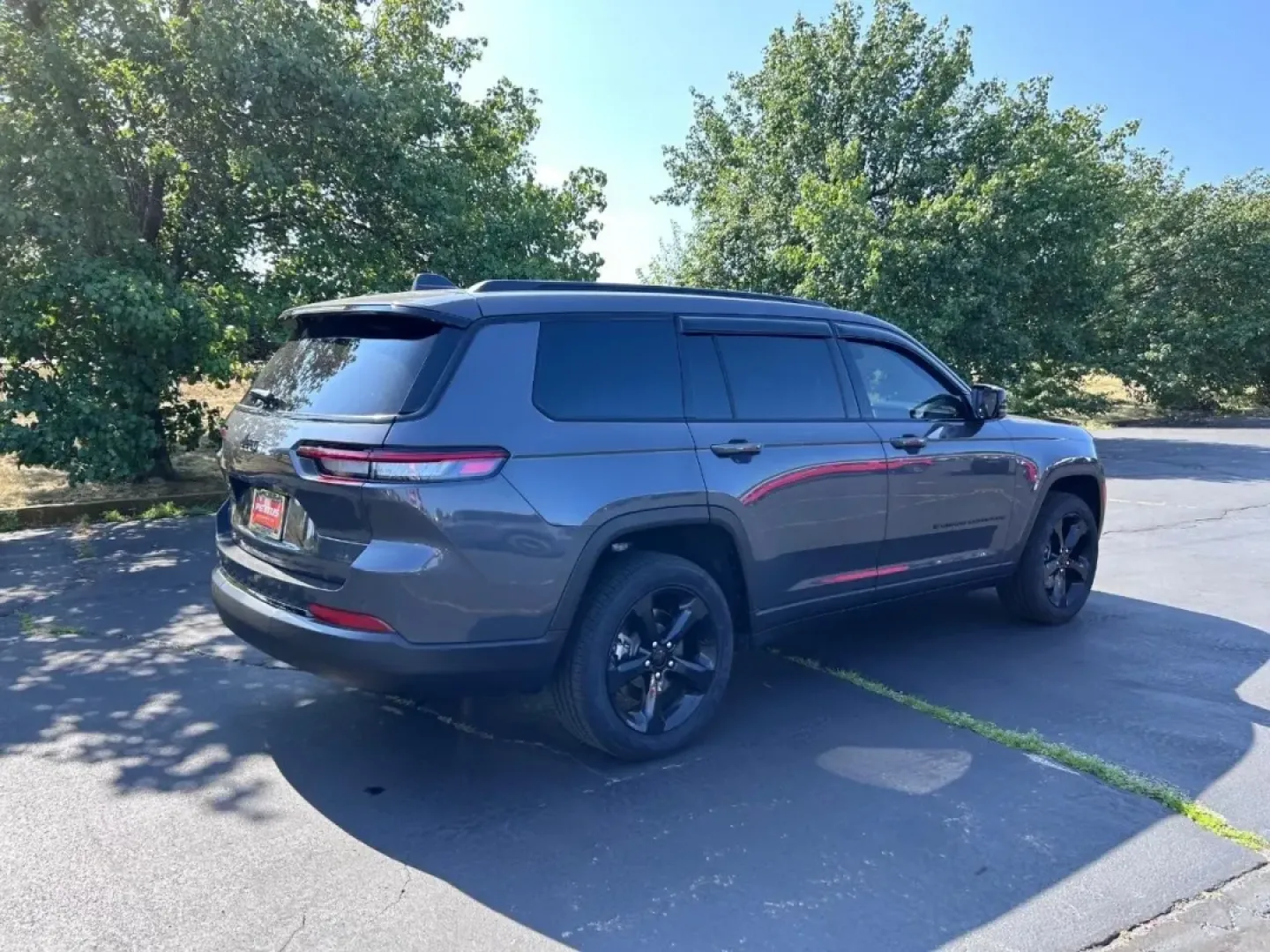 2024 /Global Black Leather Trimmed Jeep Grand Cherokee Altitude X (1C4RJKAG4R8) with an 3.6L V6 24V VVT UPG I engine, located at 970 Woodlawn Dr., Farmington, MO, 63640, (573) 431-7800, 37.825642, -90.468674 - **Adventure Awaits with the 2024 Jeep Grand Cherokee L at Pettus CDJR Farmington!**<br /> <br /> Are you ready to elevate your lifestyle and embrace the great outdoors? For those who thrive on weekend adventures or need a reliable vehicle for daily commutes, the 2024 Jeep Grand Cherokee L is the per - Photo#2