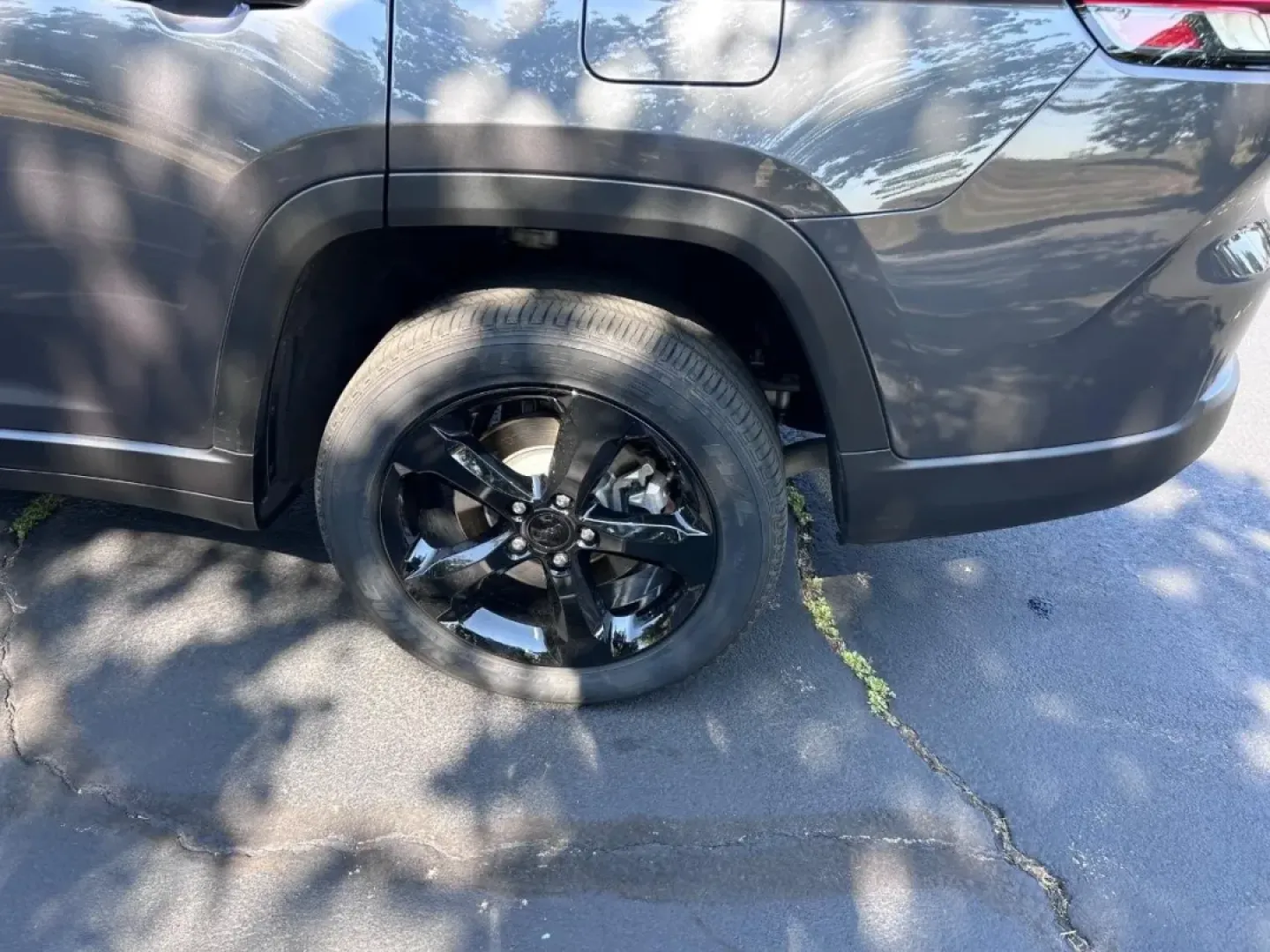 2024 /Global Black Leather Trimmed Jeep Grand Cherokee Altitude X (1C4RJKAG4R8) with an 3.6L V6 24V VVT UPG I engine, located at 970 Woodlawn Dr., Farmington, MO, 63640, (573) 431-7800, 37.825642, -90.468674 - **Adventure Awaits with the 2024 Jeep Grand Cherokee L at Pettus CDJR Farmington!**<br /> <br /> Are you ready to elevate your lifestyle and embrace the great outdoors? For those who thrive on weekend adventures or need a reliable vehicle for daily commutes, the 2024 Jeep Grand Cherokee L is the per - Photo#6