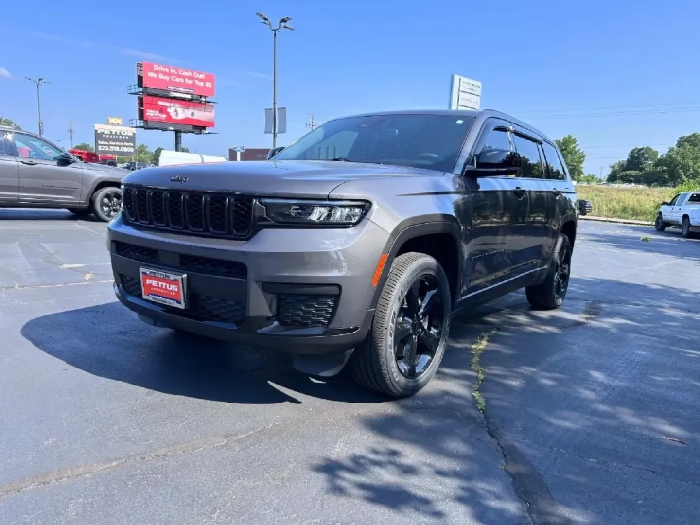 2024 /Global Black Leather Trimmed Jeep Grand Cherokee Altitude X (1C4RJKAG4R8) with an 3.6L V6 24V VVT UPG I engine, located at 970 Woodlawn Dr., Farmington, MO, 63640, (573) 431-7800, 37.825642, -90.468674 - **Adventure Awaits with the 2024 Jeep Grand Cherokee L at Pettus CDJR Farmington!**<br /> <br /> Are you ready to elevate your lifestyle and embrace the great outdoors? For those who thrive on weekend adventures or need a reliable vehicle for daily commutes, the 2024 Jeep Grand Cherokee L is the per - Photo#7