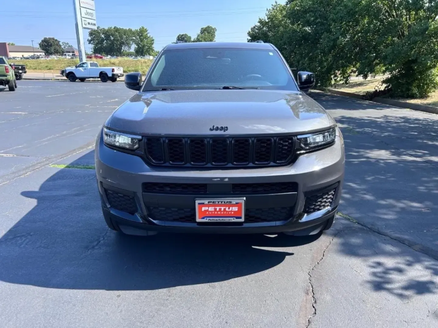 2024 /Global Black Leather Trimmed Jeep Grand Cherokee Altitude X (1C4RJKAG4R8) with an 3.6L V6 24V VVT UPG I engine, located at 970 Woodlawn Dr., Farmington, MO, 63640, (573) 431-7800, 37.825642, -90.468674 - **Adventure Awaits with the 2024 Jeep Grand Cherokee L at Pettus CDJR Farmington!**<br /> <br /> Are you ready to elevate your lifestyle and embrace the great outdoors? For those who thrive on weekend adventures or need a reliable vehicle for daily commutes, the 2024 Jeep Grand Cherokee L is the per - Photo#8