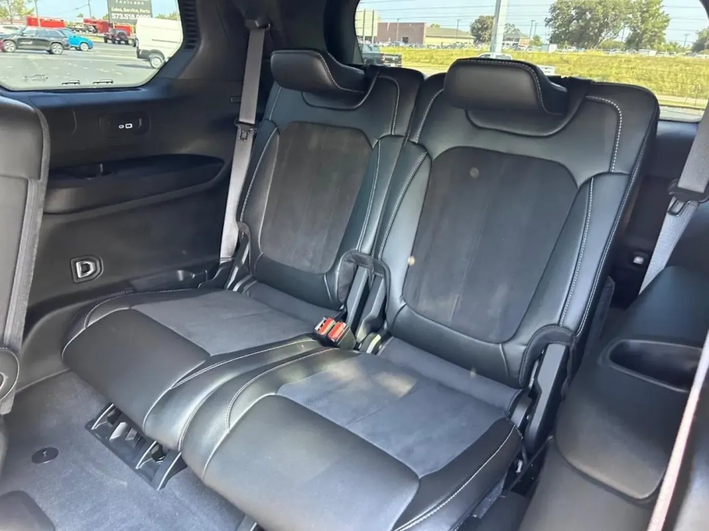 2024 /Global Black Leather Trimmed Jeep Grand Cherokee Altitude X (1C4RJKAG4R8) with an 3.6L V6 24V VVT UPG I engine, located at 970 Woodlawn Dr., Farmington, MO, 63640, (573) 431-7800, 37.825642, -90.468674 - **Adventure Awaits with the 2024 Jeep Grand Cherokee L at Pettus CDJR Farmington!**<br /> <br /> Are you ready to elevate your lifestyle and embrace the great outdoors? For those who thrive on weekend adventures or need a reliable vehicle for daily commutes, the 2024 Jeep Grand Cherokee L is the per - Photo#9