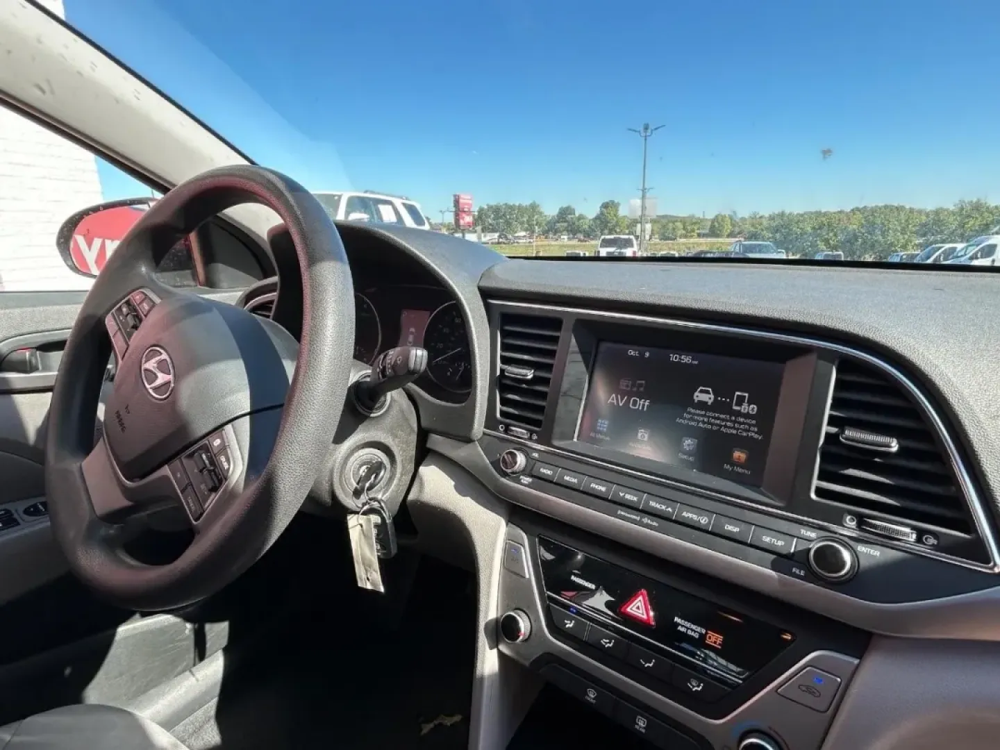 2018 /Black Cloth Hyundai Elantra SEL (5NPD84LF3JH) with an 2.0L DOHC 16V 4-Cylinder D-CVVT MPI engine, Automatic transmission, located at 970 Woodlawn Dr., Farmington, MO, 63640, (573) 431-7800, 37.825642, -90.468674 - Are you searching for a reliable vehicle that perfectly balances efficiency and comfort? Look no further than this 2018 Hyundai Elantra, available now at Pettus CDJR Farmington! Whether you're commuting to work, running errands around Farmington, or planning a long weekend retreat, this pre-owned se - Photo#8