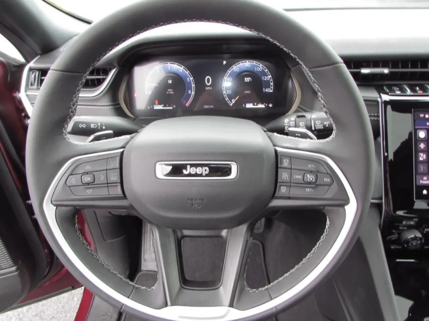 2025 /Black Jeep Grand Cherokee Laredo X (1C4RJHAGXS8) with an Other engine, Automatic transmission, located at 12830 Highway 21, De Soto, MO, 63020, (636) 337-7777, 38.153099, -90.573624 - ### Discover Adventure with the 2025 Jeep Grand Cherokee at Pettus CDJR DeSoto!<br /> <br /> Are you ready to elevate your driving experience? Whether you're seeking a rugged companion for weekend adventures or a reliable SUV for daily commuting, the 2025 Jeep Grand Cherokee is designed to fit your - Photo#14