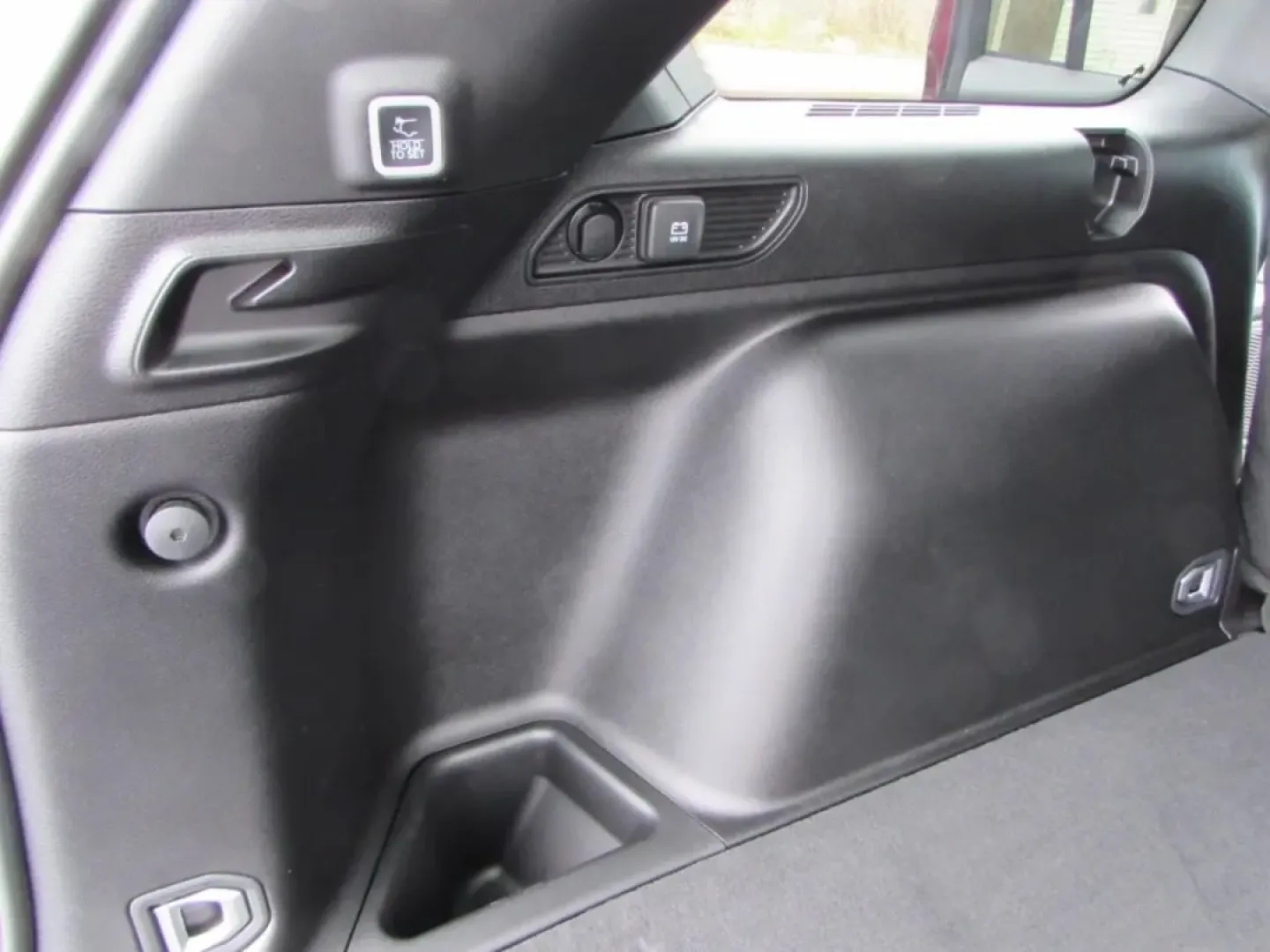 2025 /Black Jeep Grand Cherokee Laredo X (1C4RJHAGXS8) with an Other engine, Automatic transmission, located at 12830 Highway 21, De Soto, MO, 63020, (636) 337-7777, 38.153099, -90.573624 - ### Discover Adventure with the 2025 Jeep Grand Cherokee at Pettus CDJR DeSoto!<br /> <br /> Are you ready to elevate your driving experience? Whether you're seeking a rugged companion for weekend adventures or a reliable SUV for daily commuting, the 2025 Jeep Grand Cherokee is designed to fit your - Photo#27