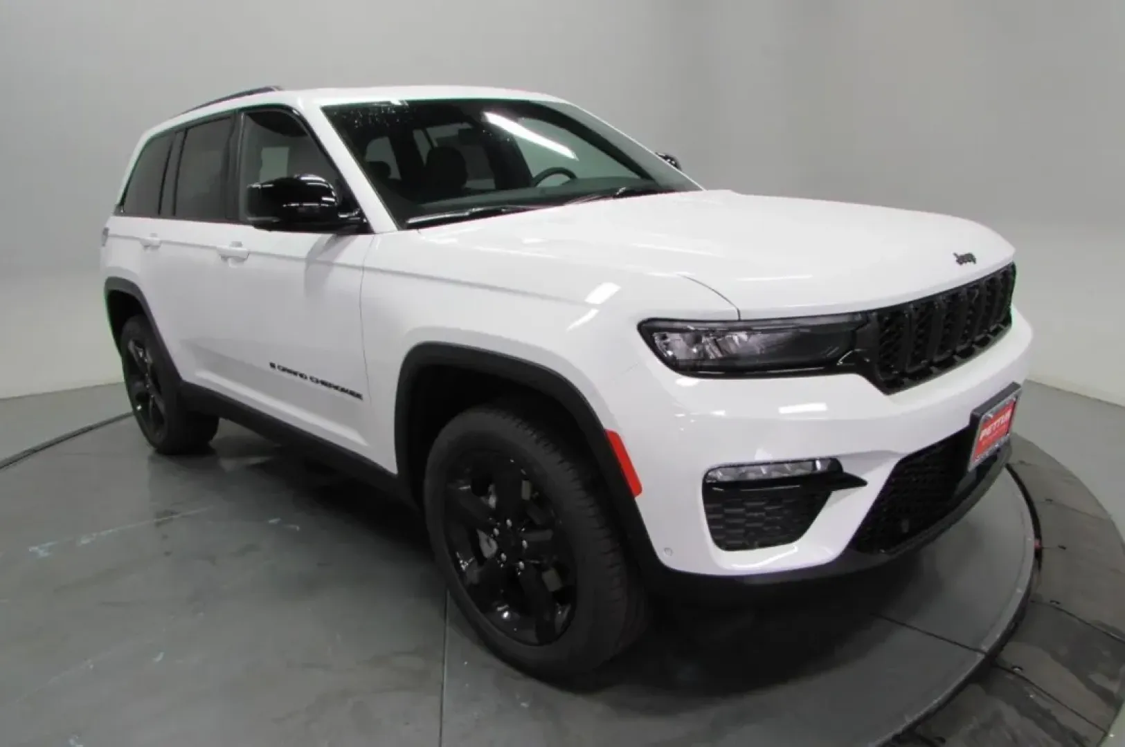2025 /Global Black Jeep Grand Cherokee Limited (1C4RJHBG6SC) with an Other engine, located at 12830 Highway 21, De Soto, MO, 63020, (636) 337-7777, 38.153099, -90.573624 - **Discover the Freedom of Adventure with the 2025 Jeep Grand Cherokee at Pettus CDJR DeSoto!**<br /> <br /> Are you ready to elevate your lifestyle with a vehicle that's designed for both everyday practicality and weekend escapades? The 2025 Jeep Grand Cherokee Limited is your perfect companion for - Photo#0