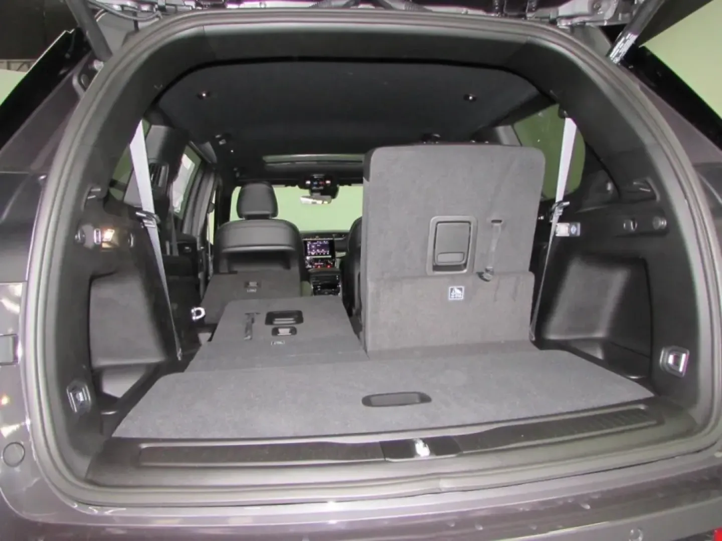 2025 /Global Black Jeep Grand Cherokee Altitude X (1C4RJKAG9S8) with an Other engine, Automatic transmission, located at 12830 Highway 21, De Soto, MO, 63020, (636) 337-7777, 38.153099, -90.573624 - **Adventure Awaits: Discover the 2025 Jeep Grand Cherokee at Pettus CDJR DeSoto**<br /> <br /> Are you ready to elevate your lifestyle with a vehicle that perfectly balances rugged capability and refined comfort? Look no further than the stunning 2025 Jeep Grand Cherokee, available now at Pettus CDJ - Photo#1