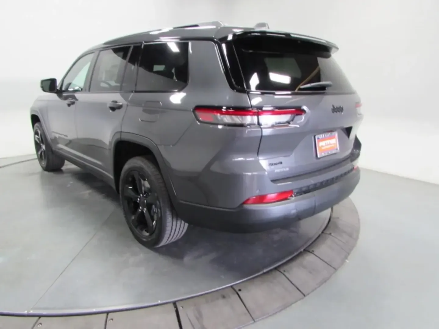2025 /Global Black Jeep Grand Cherokee Altitude X (1C4RJKAG9S8) with an Other engine, Automatic transmission, located at 12830 Highway 21, De Soto, MO, 63020, (636) 337-7777, 38.153099, -90.573624 - **Adventure Awaits: Discover the 2025 Jeep Grand Cherokee at Pettus CDJR DeSoto**<br /> <br /> Are you ready to elevate your lifestyle with a vehicle that perfectly balances rugged capability and refined comfort? Look no further than the stunning 2025 Jeep Grand Cherokee, available now at Pettus CDJ - Photo#26