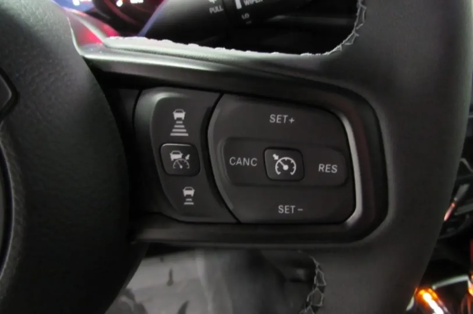 2025 /Black Jeep Gladiator Rubicon (1C6RJTBG1SL) with an Other engine, Automatic transmission, located at 12830 Highway 21, De Soto, MO, 63020, (636) 337-7777, 38.153099, -90.573624 - **Adventure Awaits with the 2025 Jeep Gladiator at Pettus CDJR DeSoto!**<br /> <br /> Are you ready to embrace the great outdoors? The 2025 Jeep Gladiator is your perfect companion for weekend adventures, family outings, and everything in between. With its rugged design and exceptional capabilities, - Photo#18