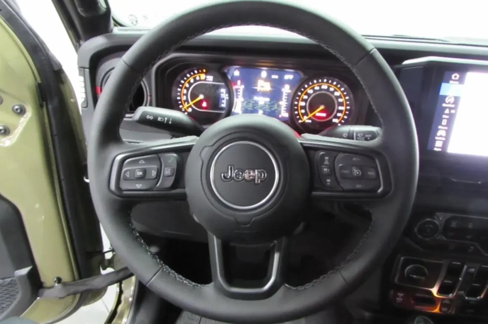 2025 /Black Jeep Gladiator Rubicon (1C6RJTBG8SL) with an Other engine, Automatic transmission, located at 12830 Highway 21, De Soto, MO, 63020, (636) 337-7777, 38.153099, -90.573624 - Discover the thrill of adventure with the 2025 Jeep Gladiator, now available at Pettus CDJR DeSoto, your trusted OEM dealership located at 12830 Highway 21, De Soto, MO 63020. If you're seeking a vehicle that perfectly balances rugged capability with modern comfort, look no further. With just 5 mile - Photo#16