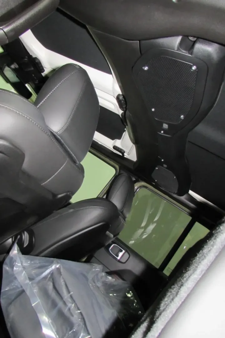 2025 /Black Jeep Gladiator Rubicon (1C6RJTBG8SL) with an Other engine, Automatic transmission, located at 12830 Highway 21, De Soto, MO, 63020, (636) 337-7777, 38.153099, -90.573624 - Discover the thrill of adventure with the 2025 Jeep Gladiator, now available at Pettus CDJR DeSoto, your trusted OEM dealership located at 12830 Highway 21, De Soto, MO 63020. If you're seeking a vehicle that perfectly balances rugged capability with modern comfort, look no further. With just 5 mile - Photo#29