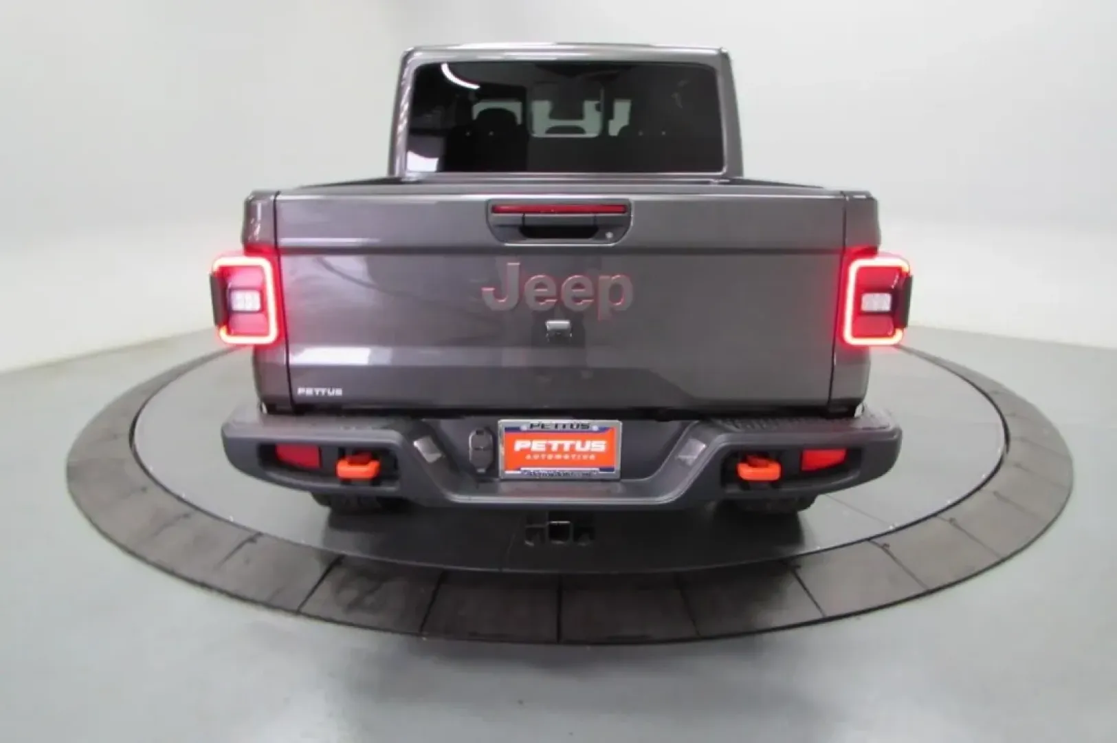 2025 /Black Jeep Gladiator Mojave (1C6RJTEG7SL) with an Other engine, Automatic transmission, located at 12830 Highway 21, De Soto, MO, 63020, (636) 337-7777, 38.153099, -90.573624 - **Unleash Your Adventurous Spirit with the 2025 Jeep Gladiator at Pettus CDJR DeSoto!**<br /> <br /> Are you ready to take on the open road, embark on thrilling weekend adventures, or tackle your daily commute with style and confidence? Look no further! The 2025 Jeep Gladiator, now available at Pett - Photo#6