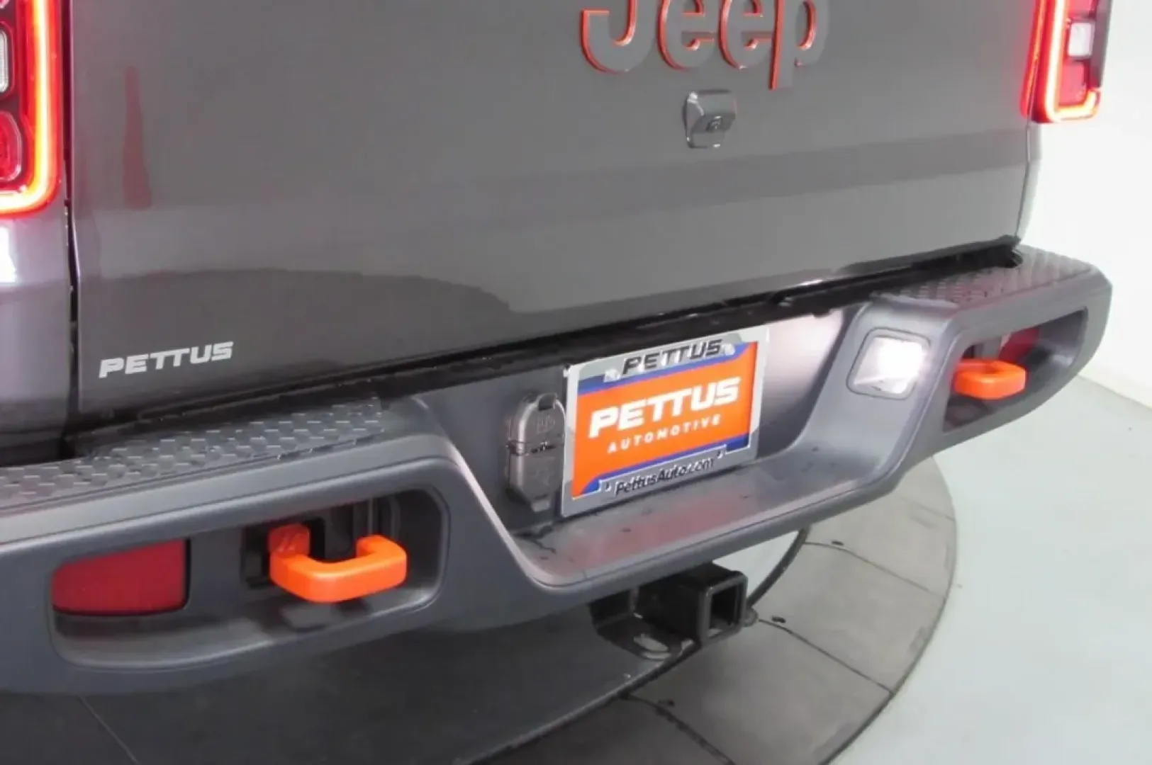 2025 /Black Jeep Gladiator Mojave (1C6RJTEG7SL) with an Other engine, Automatic transmission, located at 12830 Highway 21, De Soto, MO, 63020, (636) 337-7777, 38.153099, -90.573624 - **Unleash Your Adventurous Spirit with the 2025 Jeep Gladiator at Pettus CDJR DeSoto!**<br /> <br /> Are you ready to take on the open road, embark on thrilling weekend adventures, or tackle your daily commute with style and confidence? Look no further! The 2025 Jeep Gladiator, now available at Pett - Photo#11