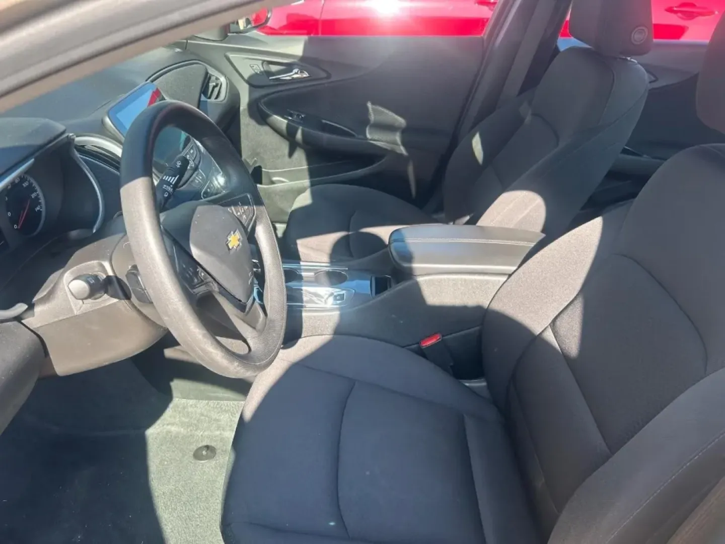 2024 Chevrolet Malibu LT 1LT (1G1ZD5ST1RF) with an 1.5L turbo DOHC 4-cylinder DI engine, Automatic transmission, located at 970 Woodlawn Dr., Farmington, MO, 63640, (573) 431-7800, 37.825642, -90.468674 - Elevate your daily commute with the stylish and efficient 2024 Chevrolet Malibu LT, now available at Pettus CDJR Farmington. If you're searching for *used cars near me* that perfectly blend comfort with performance, this four-door sedan is designed to meet your needs. Whether you're navigating the b - Photo#4