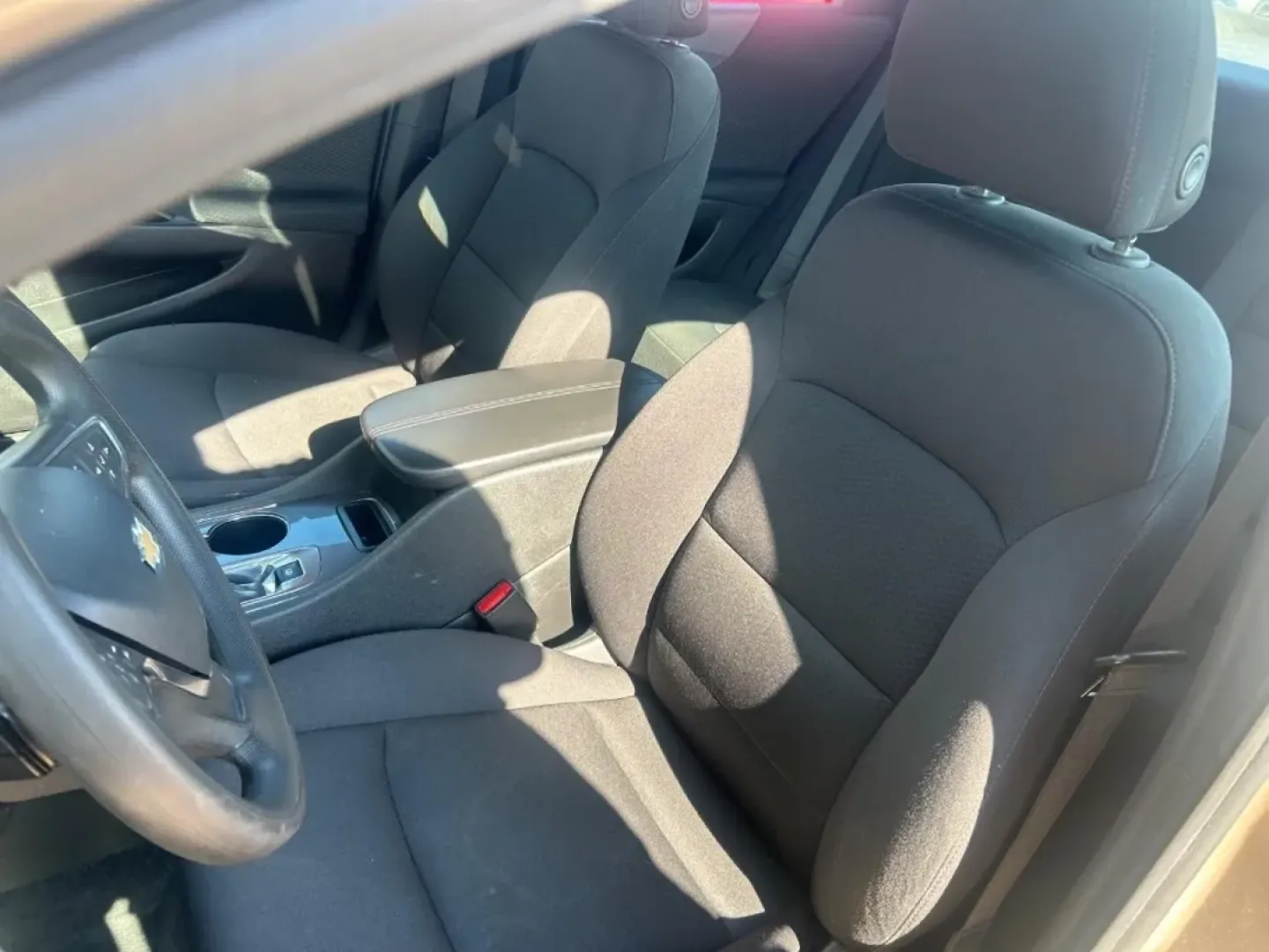 2024 Chevrolet Malibu LT 1LT (1G1ZD5ST1RF) with an 1.5L turbo DOHC 4-cylinder DI engine, Automatic transmission, located at 970 Woodlawn Dr., Farmington, MO, 63640, (573) 431-7800, 37.825642, -90.468674 - Elevate your daily commute with the stylish and efficient 2024 Chevrolet Malibu LT, now available at Pettus CDJR Farmington. If you're searching for *used cars near me* that perfectly blend comfort with performance, this four-door sedan is designed to meet your needs. Whether you're navigating the b - Photo#6