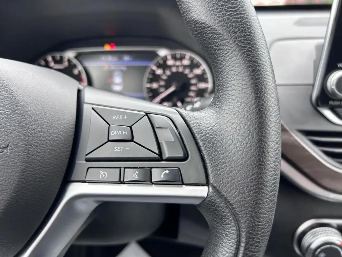 2023 /Charcoal Cloth Nissan Altima 2.5 SV (1N4BL4DV8PN) with an 2.5L DOHC 16-Valve 4-Cylinder engine, Automatic transmission, located at 970 Woodlawn Dr., Farmington, MO, 63640, (573) 431-7800, 37.825642, -90.468674 - **Find Your Perfect Sedan for Daily Commutes and Weekend Getaways!**<br /> <br /> Are you in the market for a reliable, stylish vehicle that can handle both the hustle and bustle of daily life and spontaneous weekend adventures? Look no further than this stunning 2023 Nissan Altima 2.5 SV, now avail - Photo#12