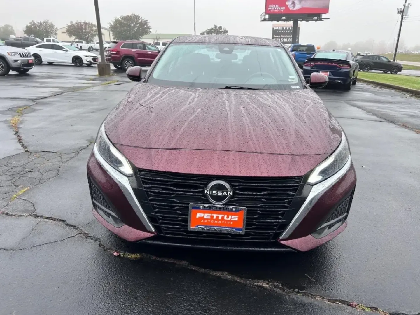 2023 /Charcoal Cloth Nissan Altima 2.5 SV (1N4BL4DV8PN) with an 2.5L DOHC 16-Valve 4-Cylinder engine, Automatic transmission, located at 970 Woodlawn Dr., Farmington, MO, 63640, (573) 431-7800, 37.825642, -90.468674 - **Find Your Perfect Sedan for Daily Commutes and Weekend Getaways!**<br /> <br /> Are you in the market for a reliable, stylish vehicle that can handle both the hustle and bustle of daily life and spontaneous weekend adventures? Look no further than this stunning 2023 Nissan Altima 2.5 SV, now avail - Photo#7