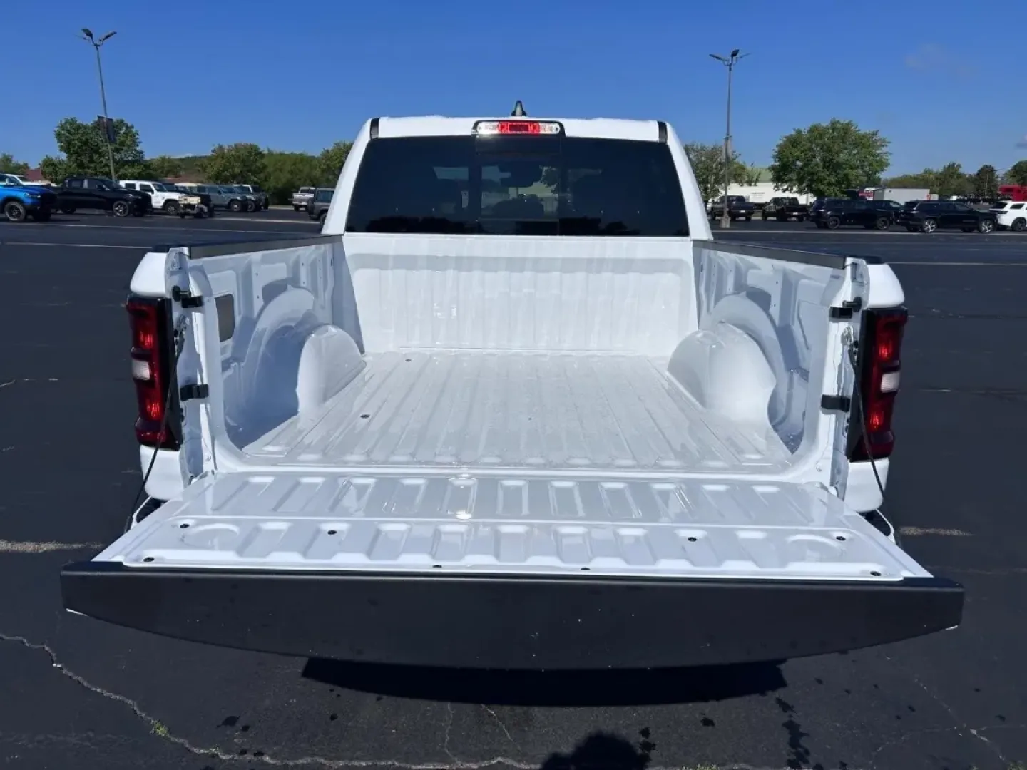 2026 /Diesel Gray/Black Cloth Ram 1500 Big Horn/Lone Star (1C6SRFFT3TN) with an 5.7L engine, located at 970 Woodlawn Dr., Farmington, MO, 63640, (573) 431-7800, 37.825642, -90.468674 - Explore the ultimate blend of power, versatility, and comfort with the 2026 Ram 1500 Big Horn, available now at Pettus CDJR Farmington. Perfect for those who crave adventure or need a reliable workhorse, this truck is ideal for weekend getaways or transporting your family across town. With its spaci - Photo#4