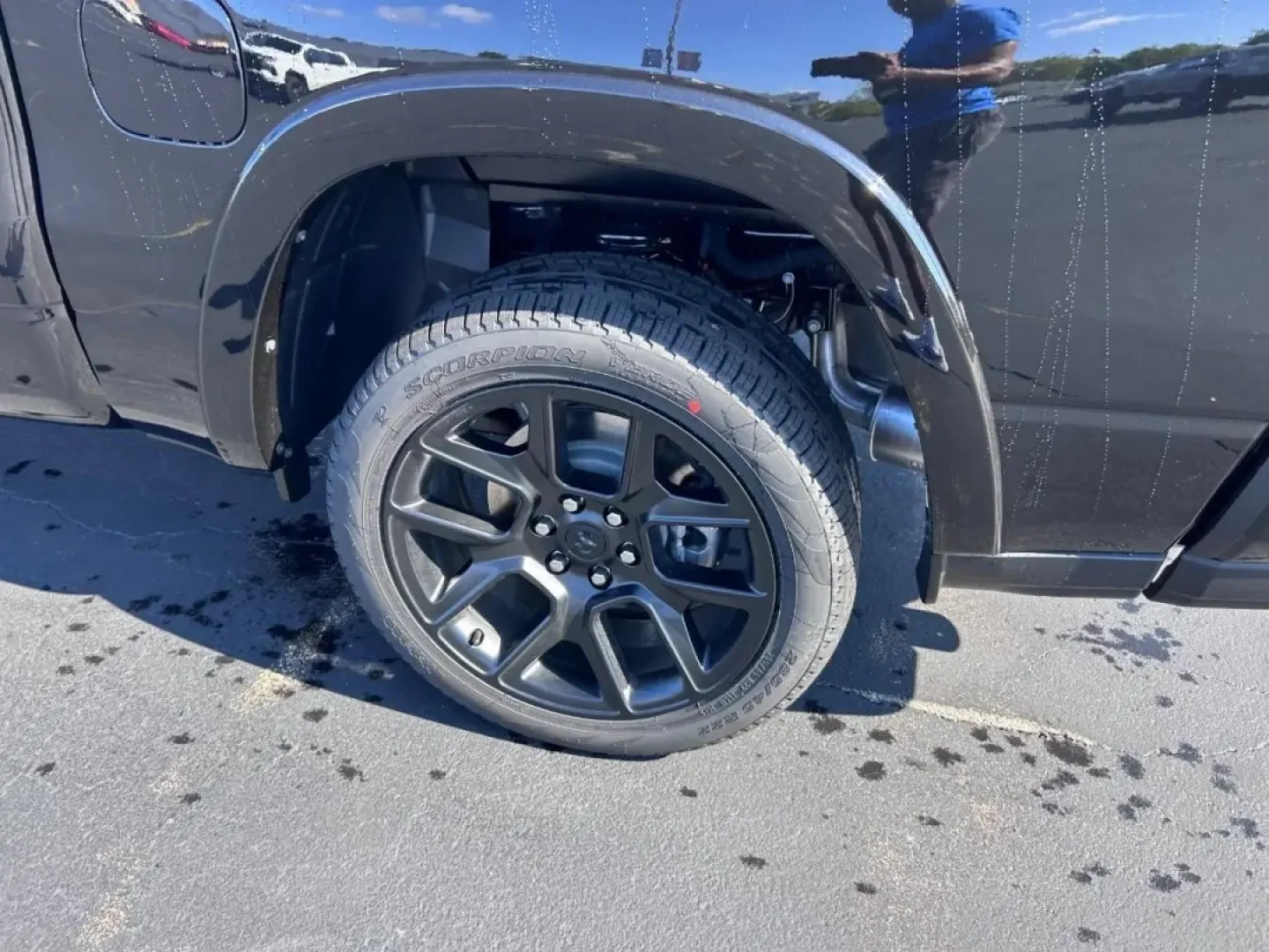 2026 /Black Leather Ram 1500 Laramie (1C6SRFJP1TN) with an 3.0L I6 Hurricane SO Twin Turbo ESS engine, Automatic transmission, located at 970 Woodlawn Dr., Farmington, MO, 63640, (573) 431-7800, 37.825642, -90.468674 - **Unleash Adventure with the 2026 Ram 1500 Laramie at Pettus CDJR Farmington!**<br /> <br /> Are you ready to elevate your lifestyle with a truck that can handle both work and play? Look no further than the stunning 2026 Ram 1500 Laramie, available now at Pettus CDJR Farmington. This remarkable vehi - Photo#5