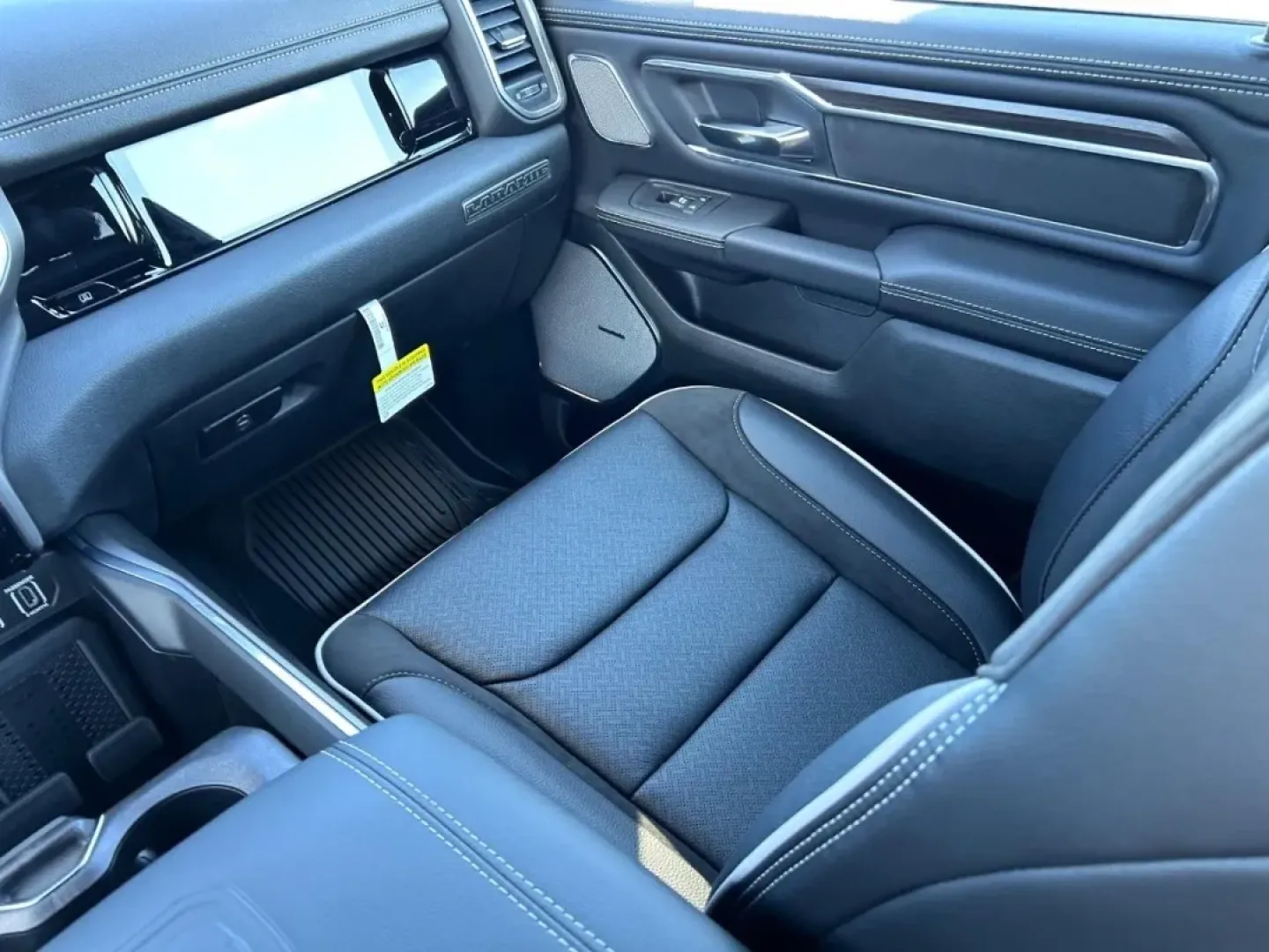 2026 /Black Leather Ram 1500 Laramie (1C6SRFJP3TN) with an 3.0L I6 Hurricane SO Twin Turbo ESS engine, Automatic transmission, located at 970 Woodlawn Dr., Farmington, MO, 63640, (573) 431-7800, 37.825642, -90.468674 - **Unleash Your Adventures with the 2026 Ram 1500 Laramie A Perfect Blend of Power and Comfort!**<br /> <br /> Are you ready to elevate your driving experience and embrace a lifestyle filled with adventure, utility, and style? The 2026 Ram 1500 Laramie is the truck that fits perfectly into your acti - Photo#16