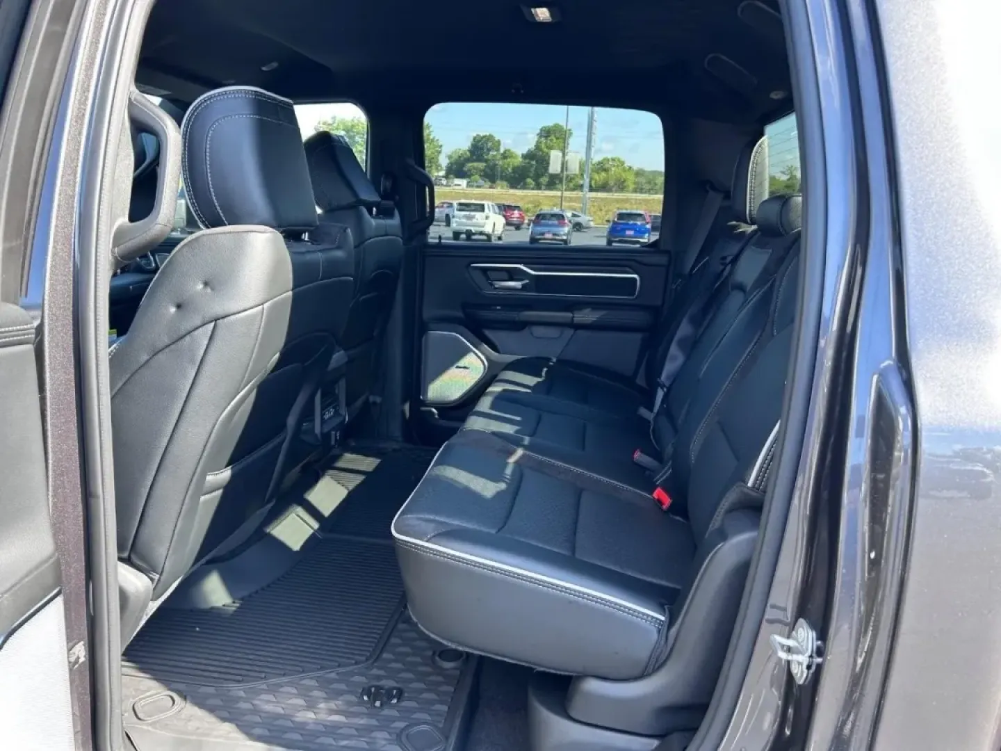 2026 /Black Leather Ram 1500 Laramie (1C6SRFJP3TN) with an 3.0L I6 Hurricane SO Twin Turbo ESS engine, Automatic transmission, located at 970 Woodlawn Dr., Farmington, MO, 63640, (573) 431-7800, 37.825642, -90.468674 - **Unleash Your Adventures with the 2026 Ram 1500 Laramie A Perfect Blend of Power and Comfort!**<br /> <br /> Are you ready to elevate your driving experience and embrace a lifestyle filled with adventure, utility, and style? The 2026 Ram 1500 Laramie is the truck that fits perfectly into your acti - Photo#8